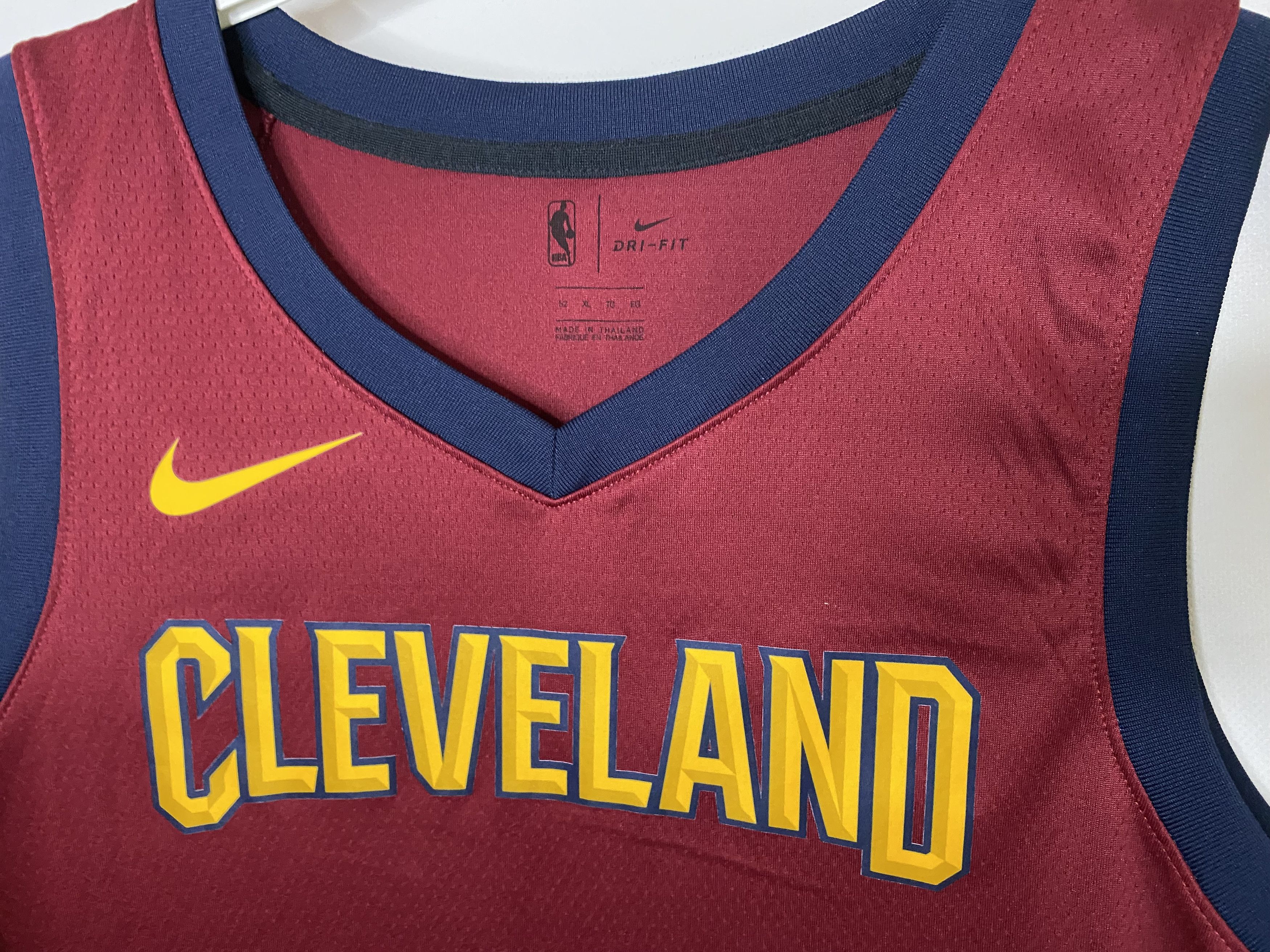 NBA × Nike CLEVELAND CAVALIERS FAN EDITION NBA BASKETBALL JERSEY SHIRT Size US XL / EU 56 / 4 - 4 Thumbnail