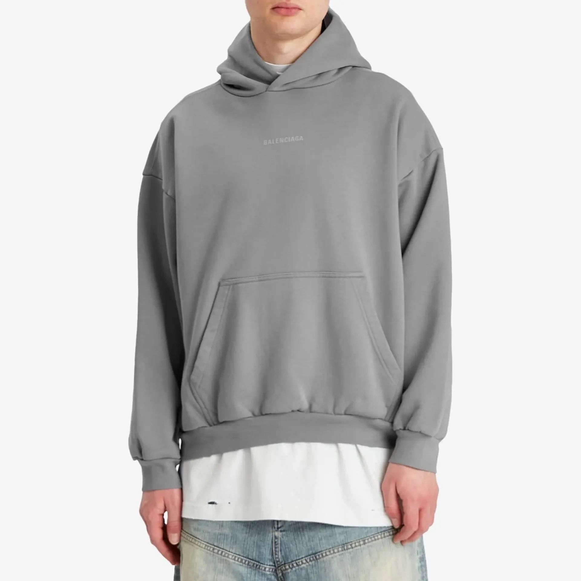 Balenciaga o1bcso1str0426 Medium Fit Hoodie in Grey/Reflective Size US XS / EU 42 / 0 - 2 Thumbnail