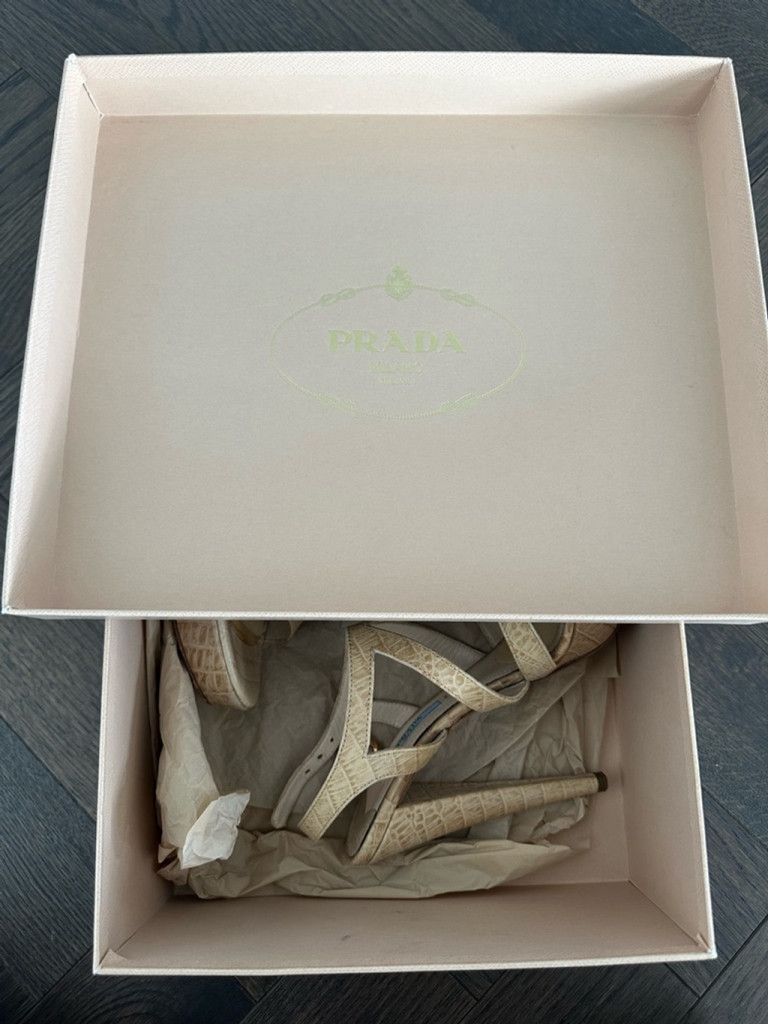 Prada Women's Prada Beige Leather Heels Size US 6.5 / IT 36.5 - 12 Thumbnail
