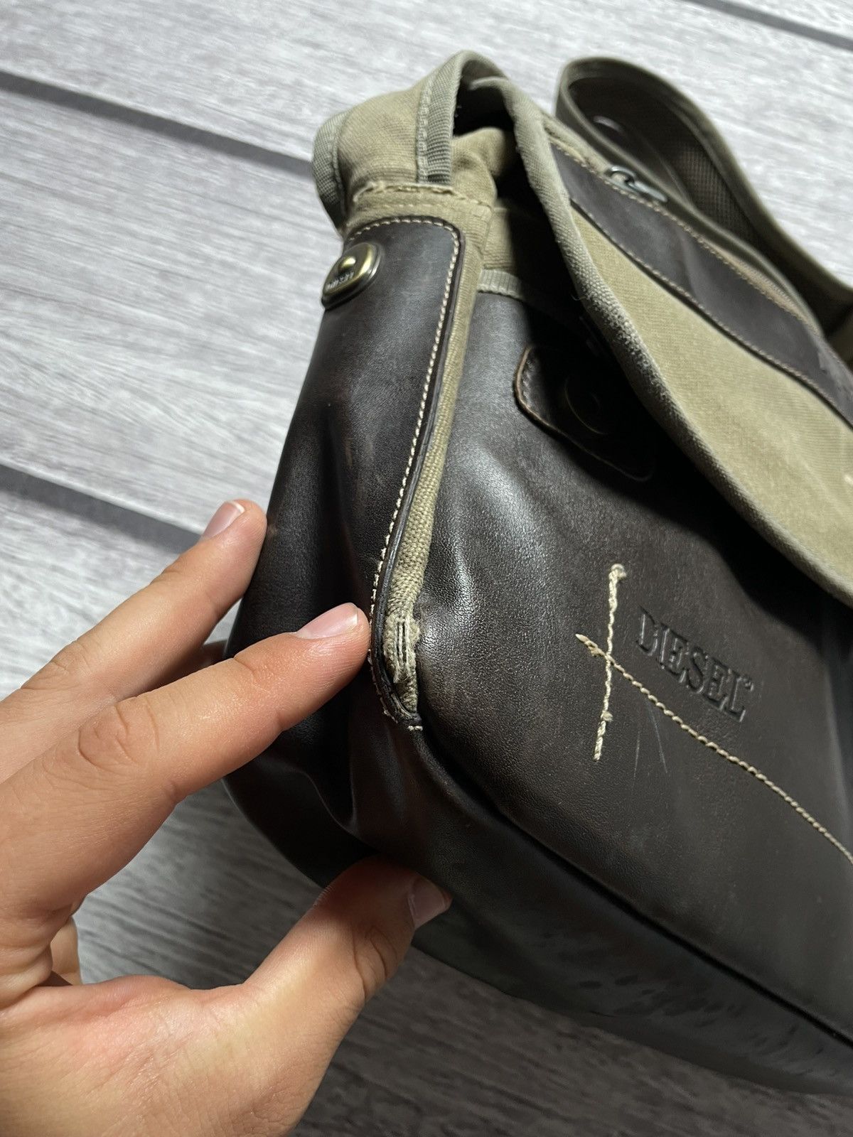 Diesel Diesel Vintage Leather Archival Avant Garde Y2k Shoulder Bag Size ONE SIZE - 7 Thumbnail