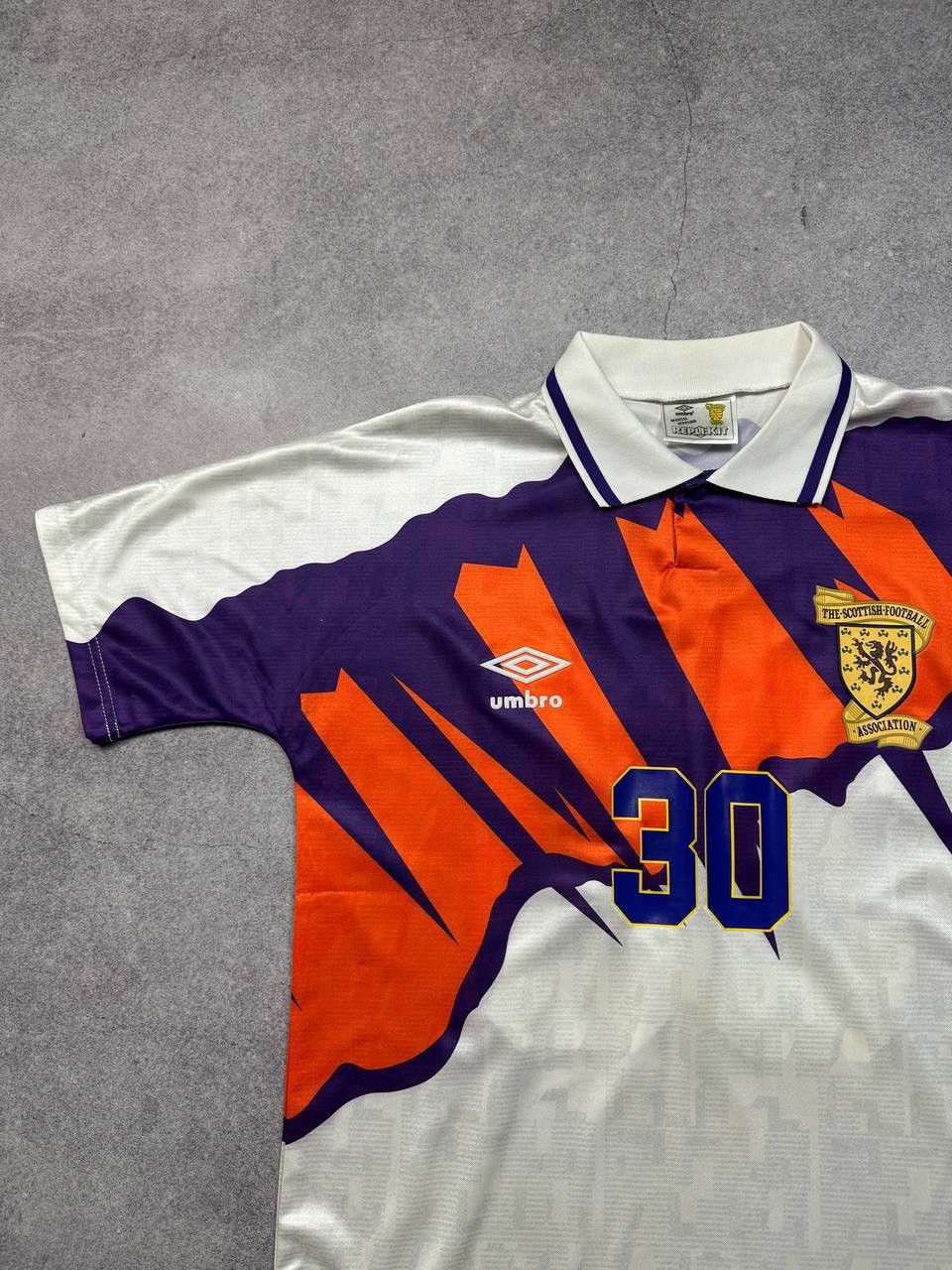 Umbro Vintage Umbro Scotland Jersey, Size L – Classic Football tee Size US L / EU 52-54 / 3 - 2 Thumbnail