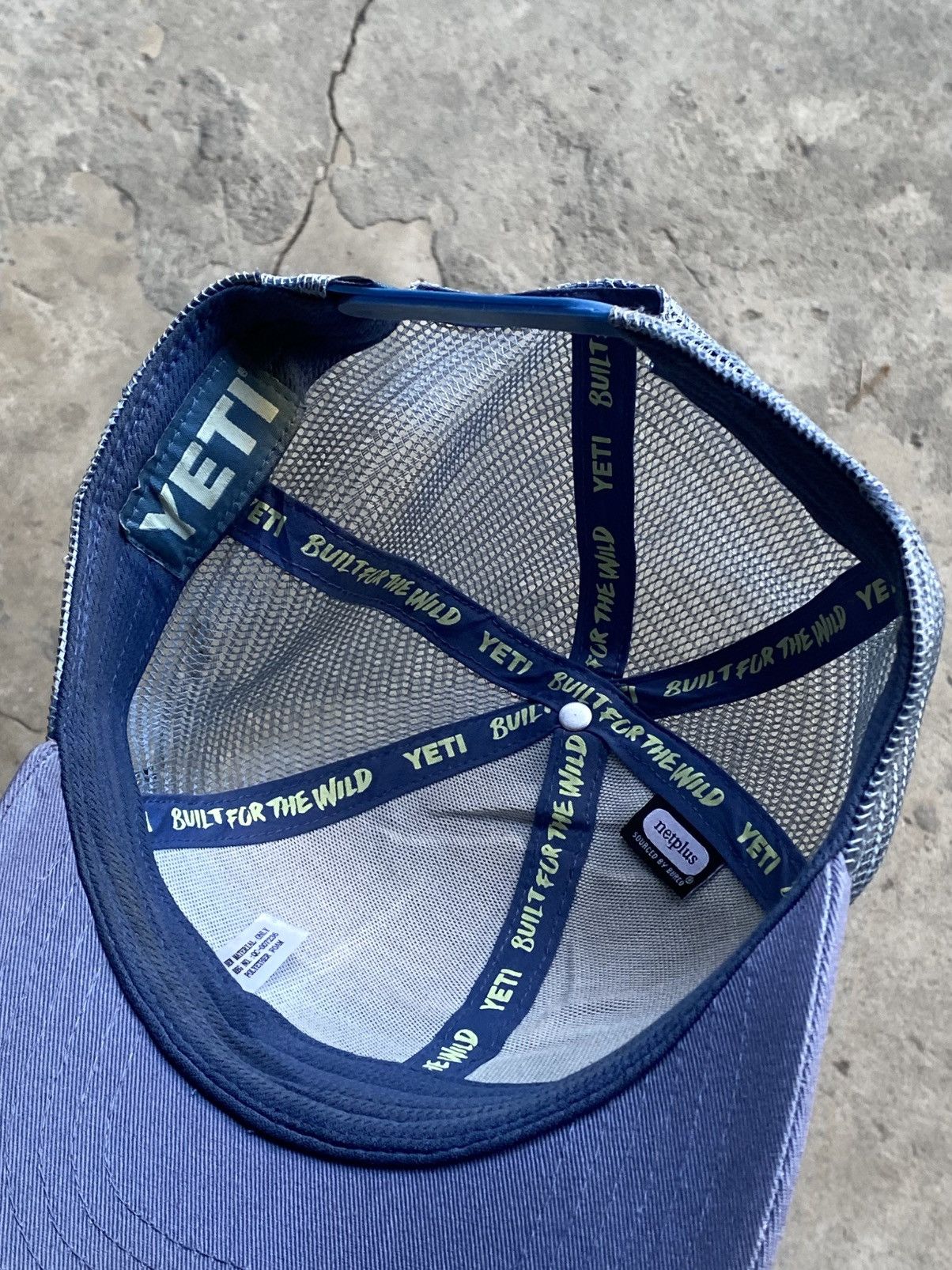 Yeti YETI Trucker Hat🎣 Size ONE SIZE - 5 Thumbnail