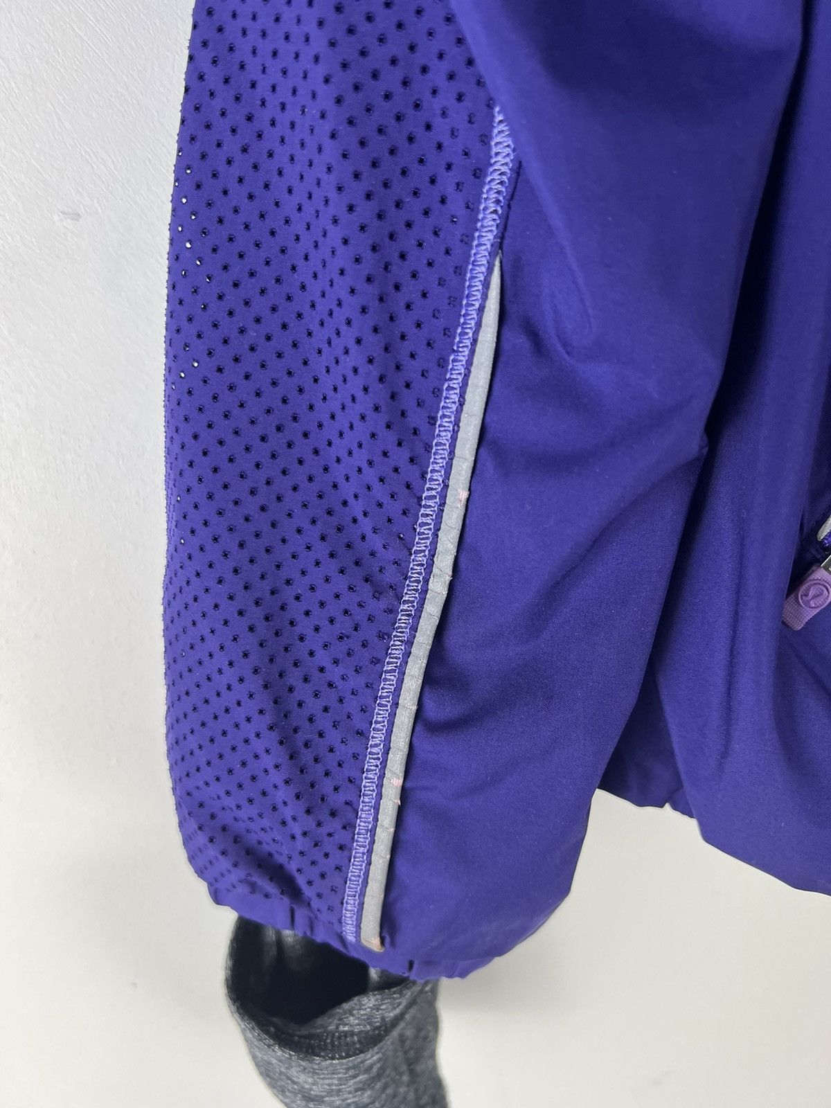 Lululemon Lululemon Run Inspire Jacket Size XS / US 0-2 / IT 36-38 - 5 Thumbnail