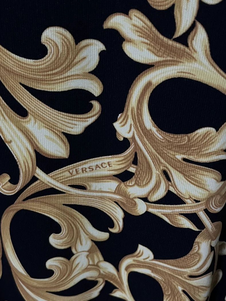 Versace Versace Black and gold pullover sweatshirt Size US XL / EU 56 / 4 - 4 Thumbnail