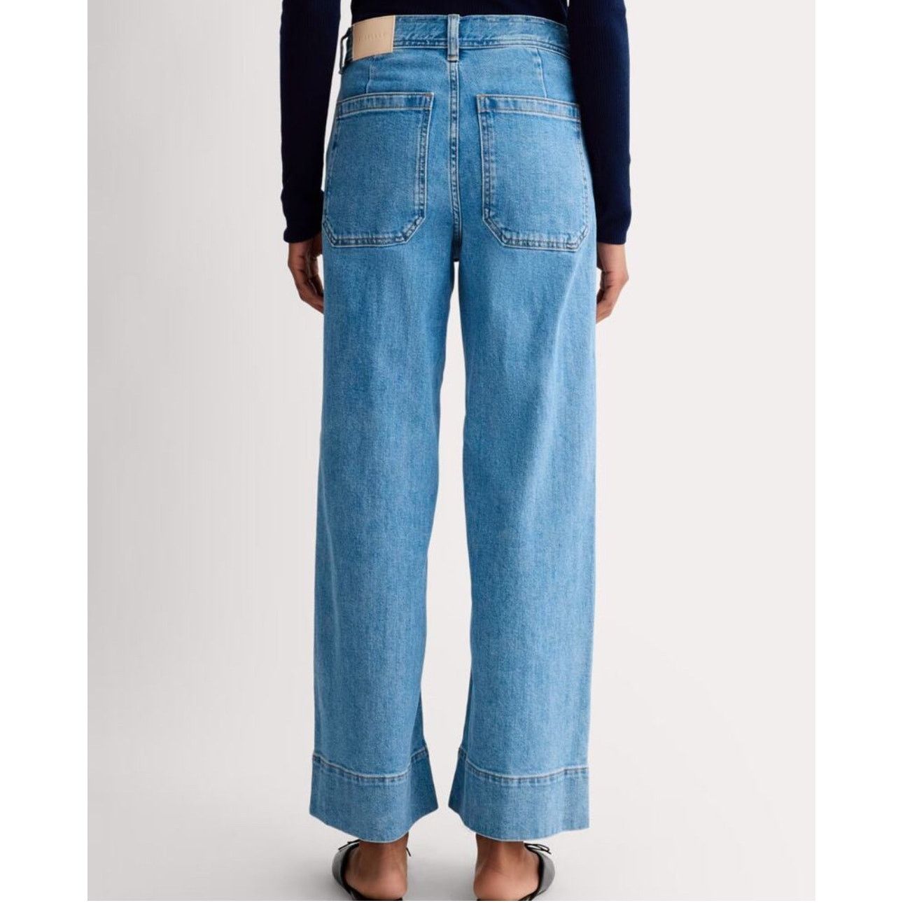 Everlane NWOT Everlane The Mariner Cropped Jean Shallow Beach Size 31 Size 31" - 2 Thumbnail