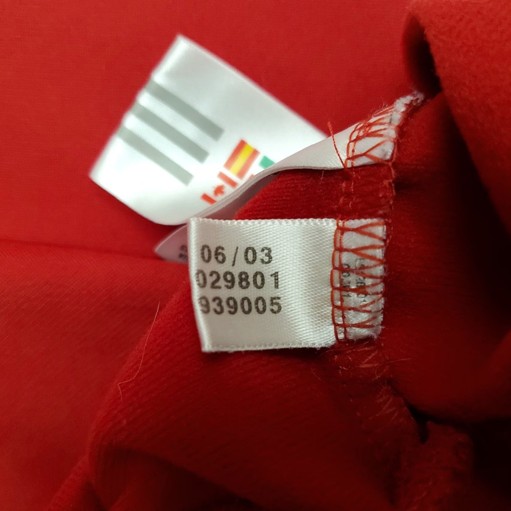 Adidas VINTAGE Adidas Sweater Mens XL Red 3 Stripe Sleeve Crewneck Sweatshirt Pullover Size US XL / EU 56 / 4 - 5 Thumbnail
