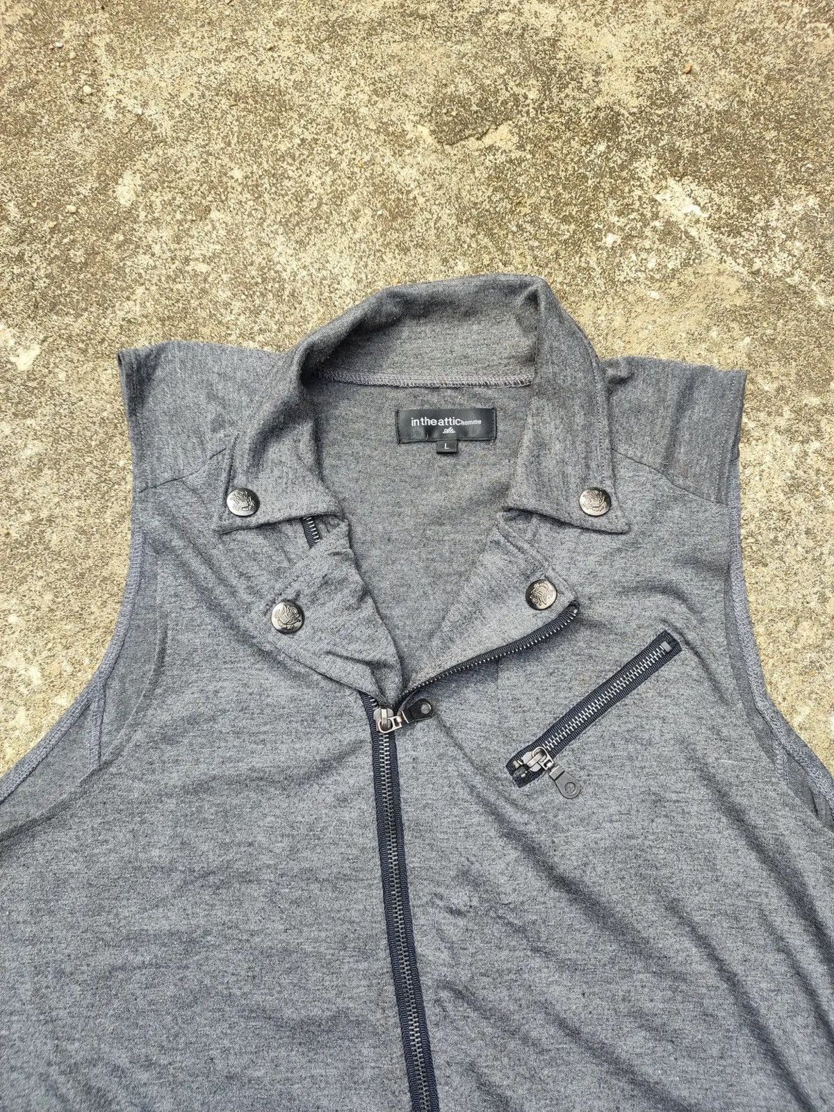 In The Attic in the attic homme Sleeveless Zip Vest – L Size US S / EU 44-46 / 1 - 2 Thumbnail
