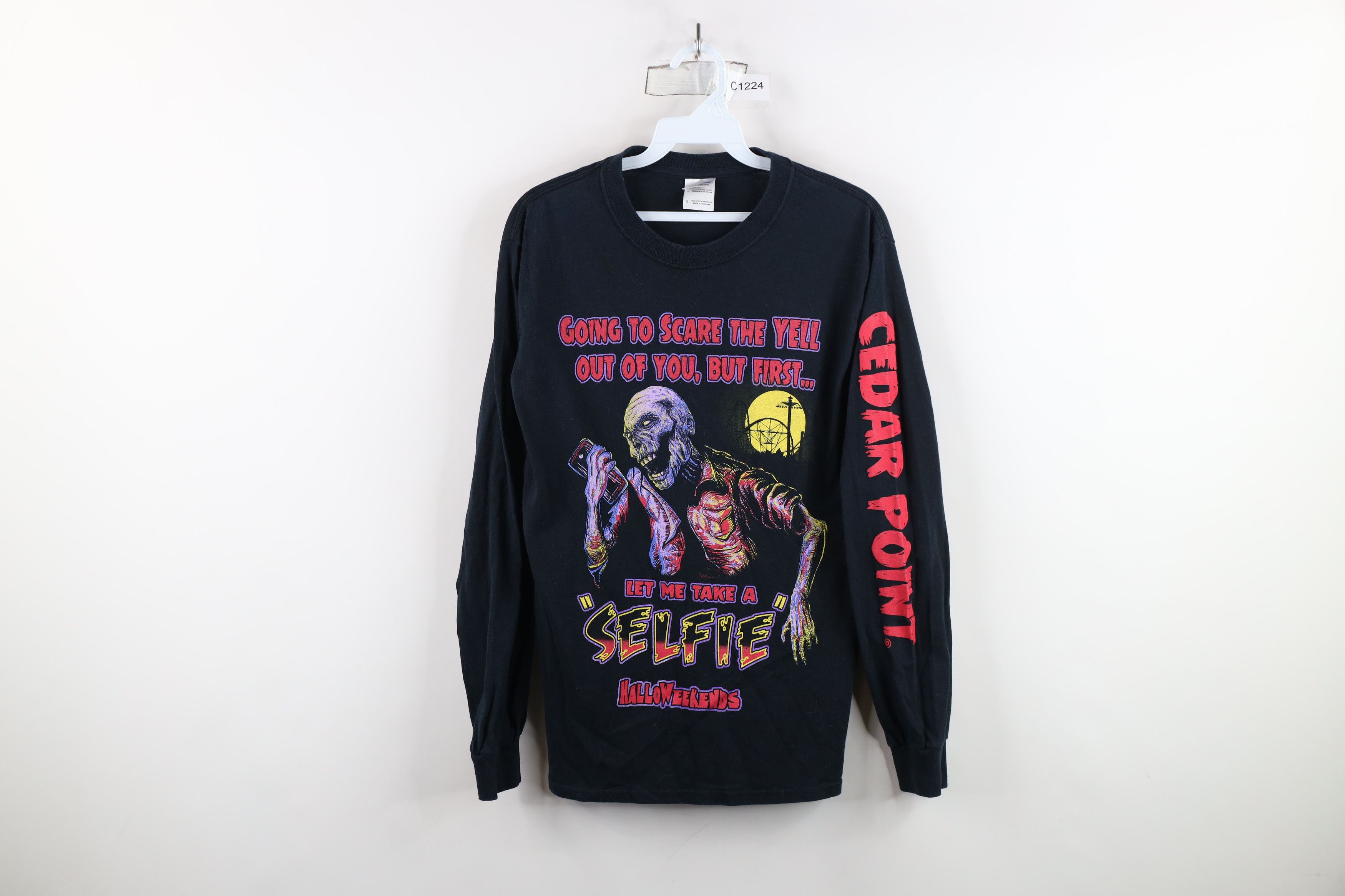 Vintage Vintage Y2K Amusement Park Halloween HalloWeekends T-Shirt Size US S / EU 44-46 / 1 - 1 Thumbnail