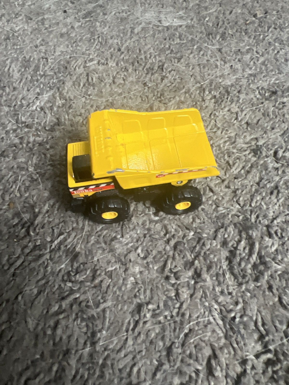 Vintage 1998 Hasbro Maisto Tonka Mighty Dump Truck Size ONE SIZE - 1 Thumbnail