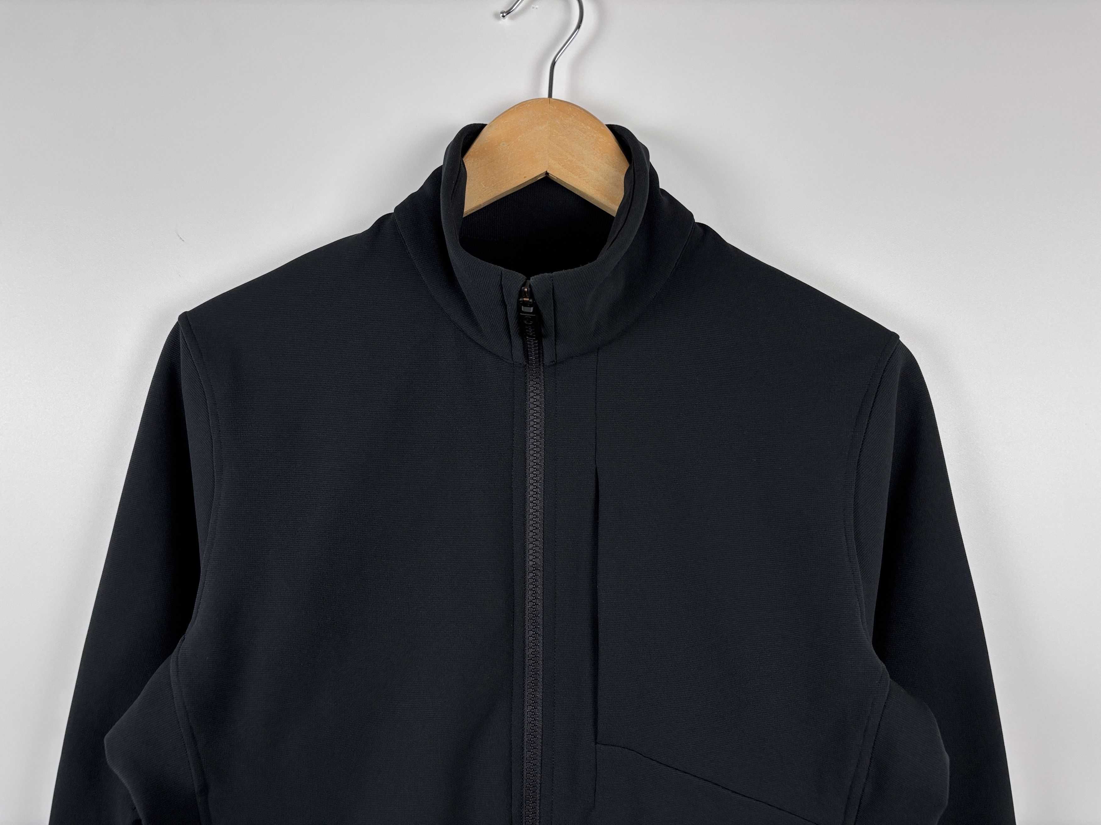 Lululemon Womens Lululemon Full Zip Jacket Black Size XS Size XS / US 0-2 / IT 36-38 - 2 Thumbnail