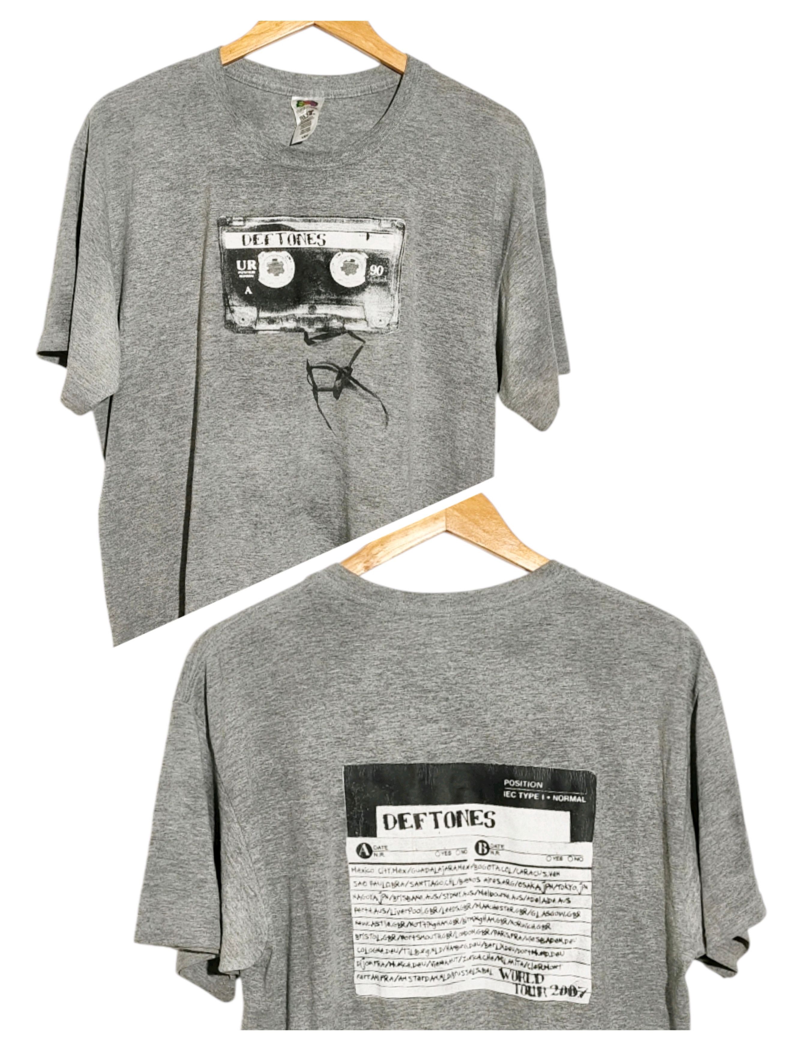 Band Tees DEFTONES 'WORLD TOUR 2007' Vintage Band T-Shirt Size US L / EU 52-54 / 3 - 1 Thumbnail