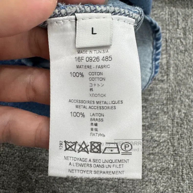 Givenchy Givenchy Washed Distressed Rivet Denim Shirt Size US L / EU 52-54 / 3 - 3 Thumbnail