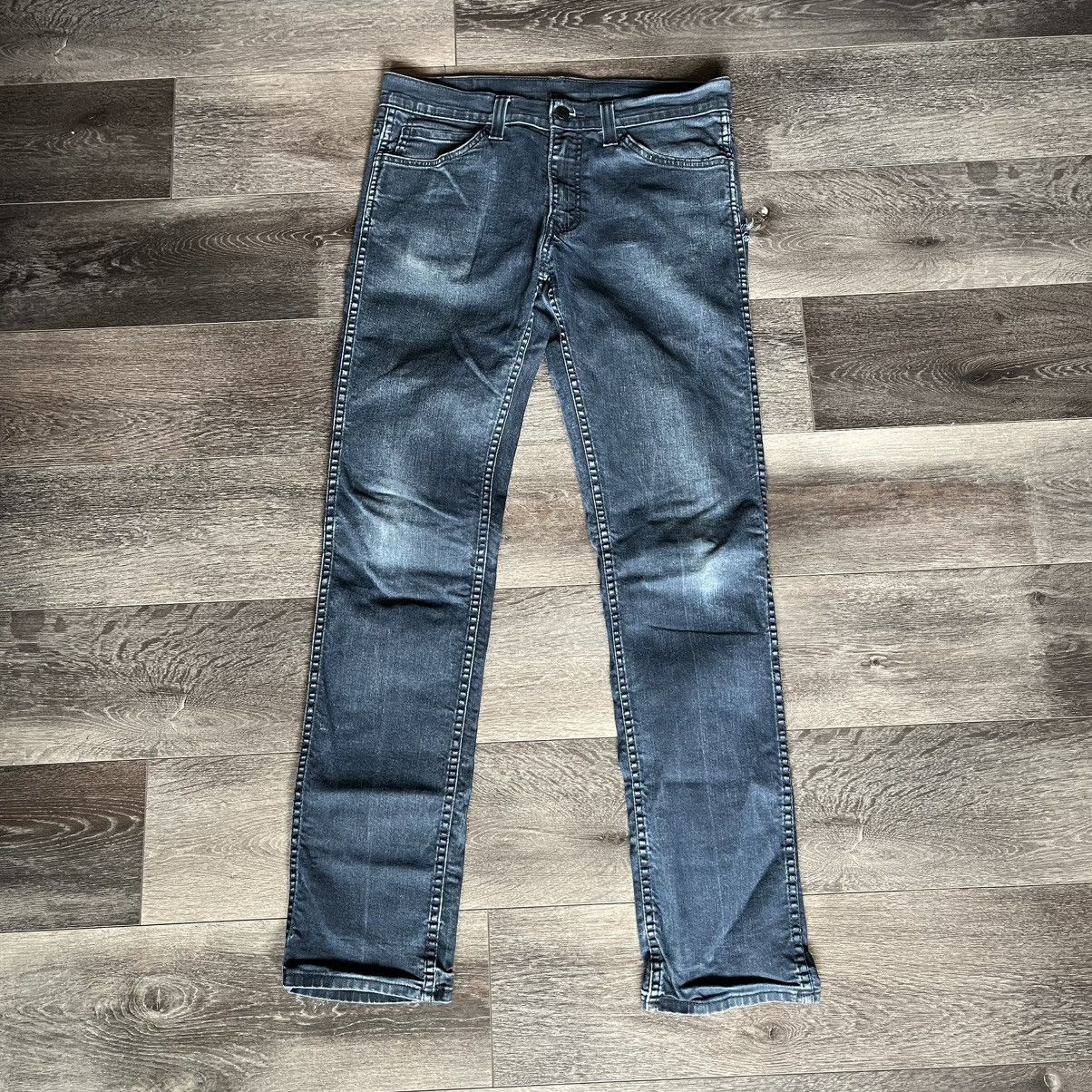 Levi's Vintage 2000s Levis 511 Slim Fit Navy Wash Denim Jeans 32x33 Size US 32 / EU 48 - 1 Thumbnail