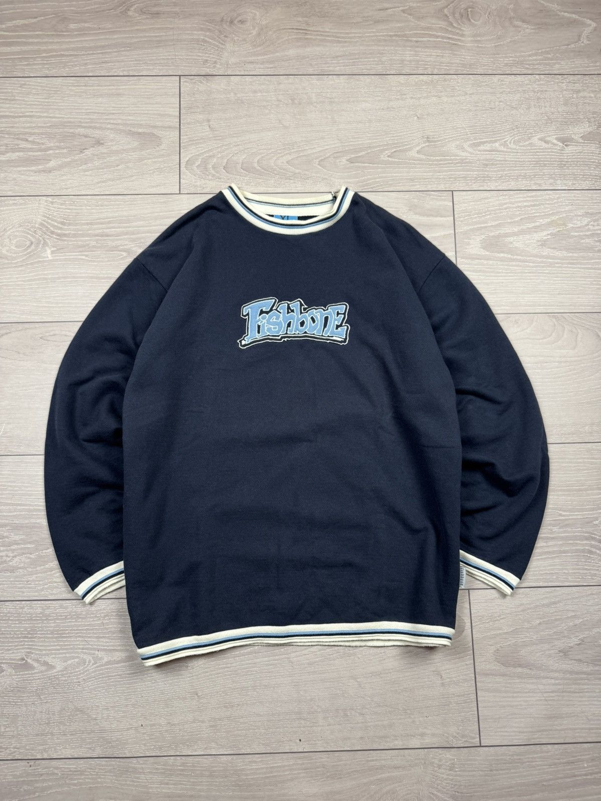 Rap Tees Vintage Fishbone Big Logo Rap Sweatshirt Y2K Size XL Size US XL / EU 56 / 4 - 1 Thumbnail