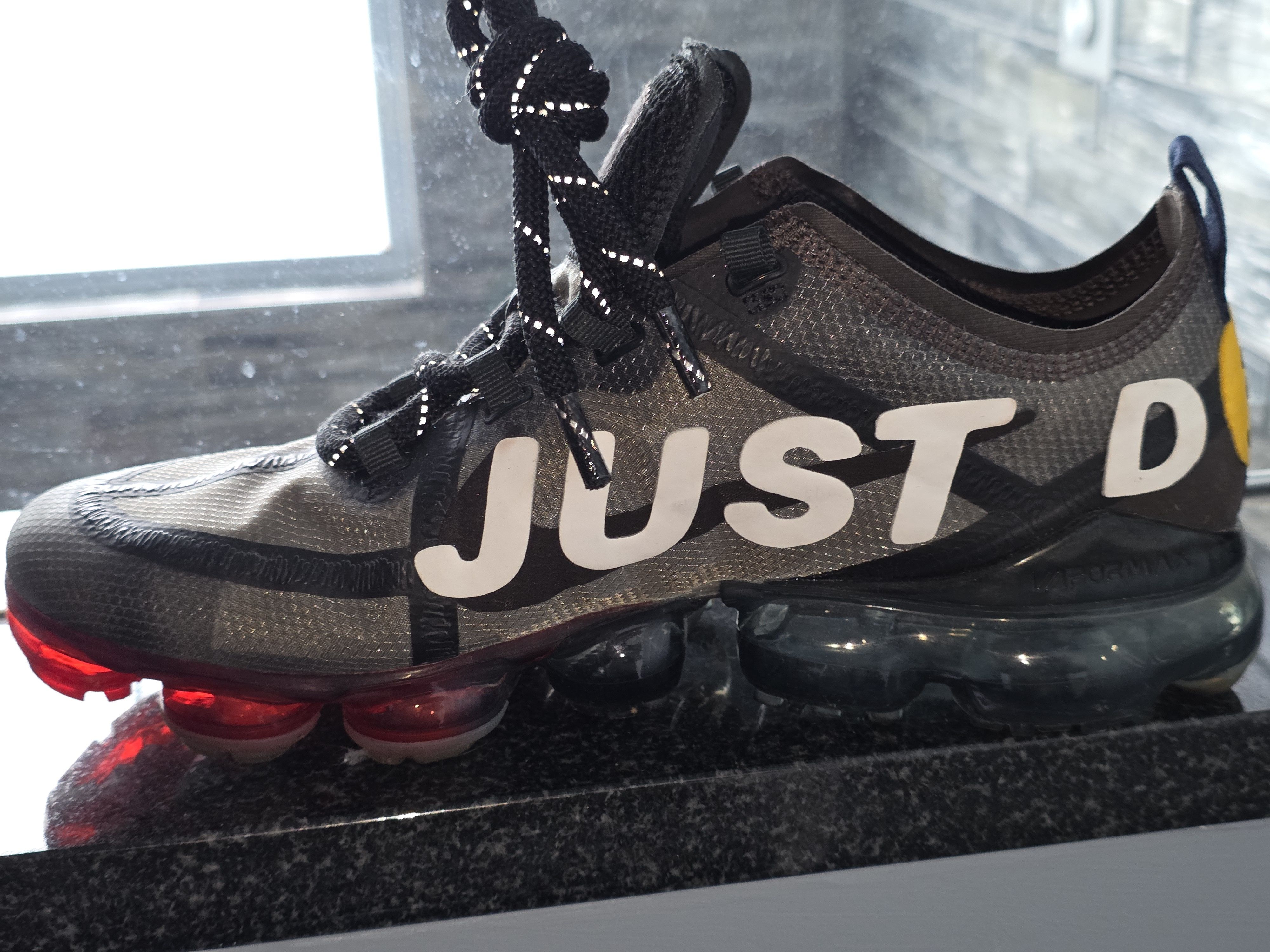 Cactus Plant Flea Market × Nike Vapormax nike x cpfm Size US 11 / EU 44 - 3 Thumbnail