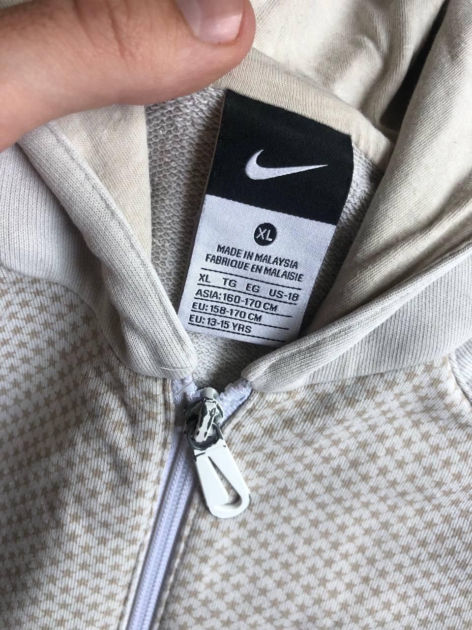 Nike × Vintage VINTAGE NIKE ZIP UP HOODIE Y2K STYLE SIZE S UNISEX RARE Size S / US 4 / IT 40 - 4 Thumbnail