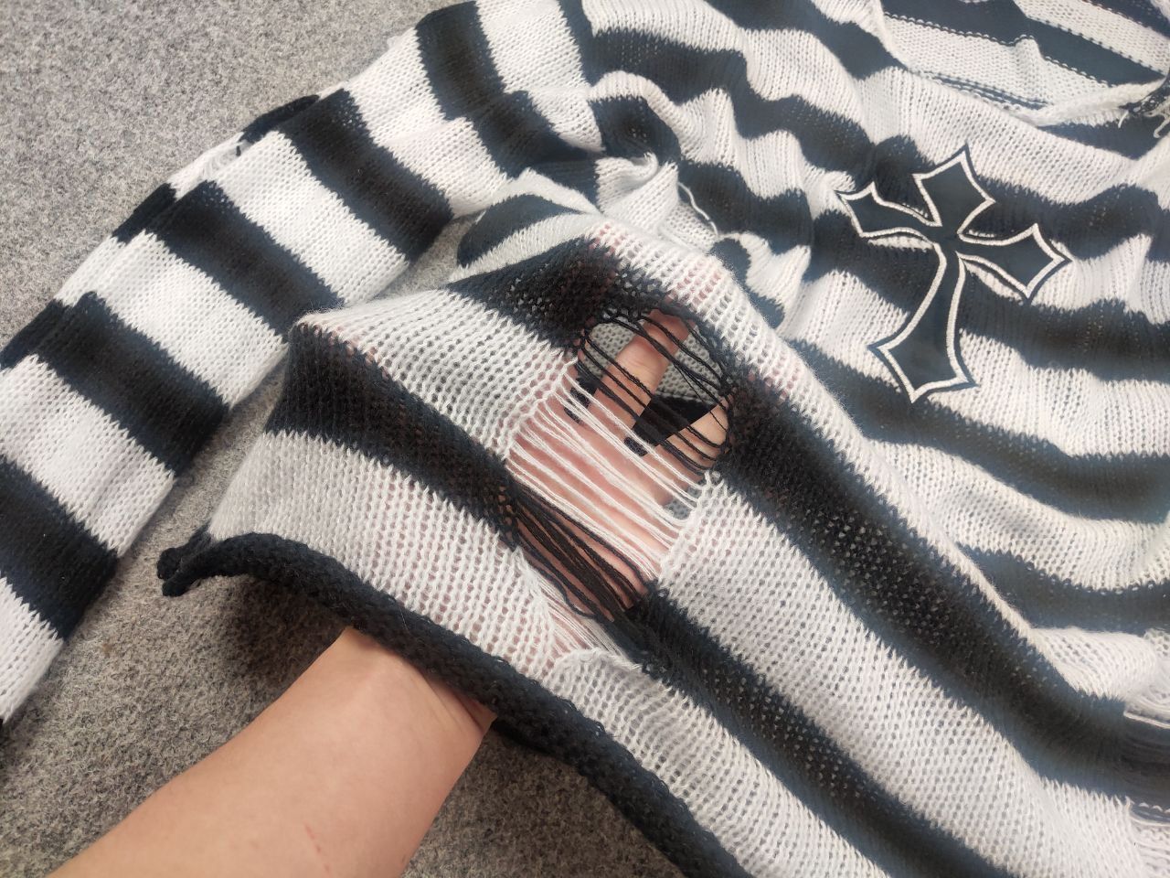 If Six Was Nine Vintage Punk Cros Y2K grunge Oversized knit Sweater Hysteric Size US XL / EU 56 / 4 - 10 Thumbnail
