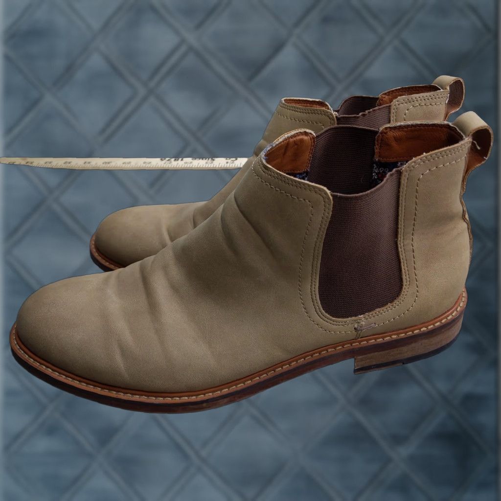 Vintage Madden Chelsea Boots Mens 13 Beige Nubuck Slip On Ankle Ortholite Casual Boots Size US 13 / EU 46 - 1 Thumbnail