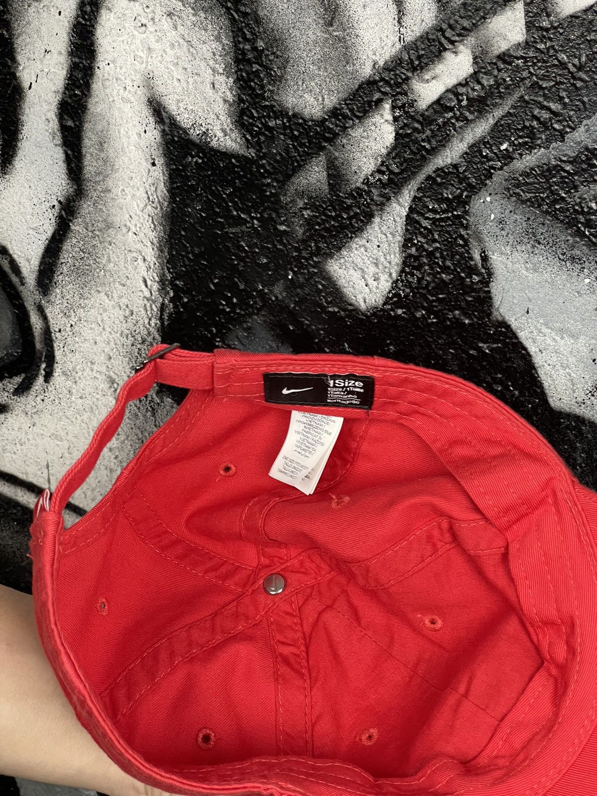 Nike Nike Embroidered Logo Red Cap One Size Fits Size ONE SIZE - 7 Thumbnail