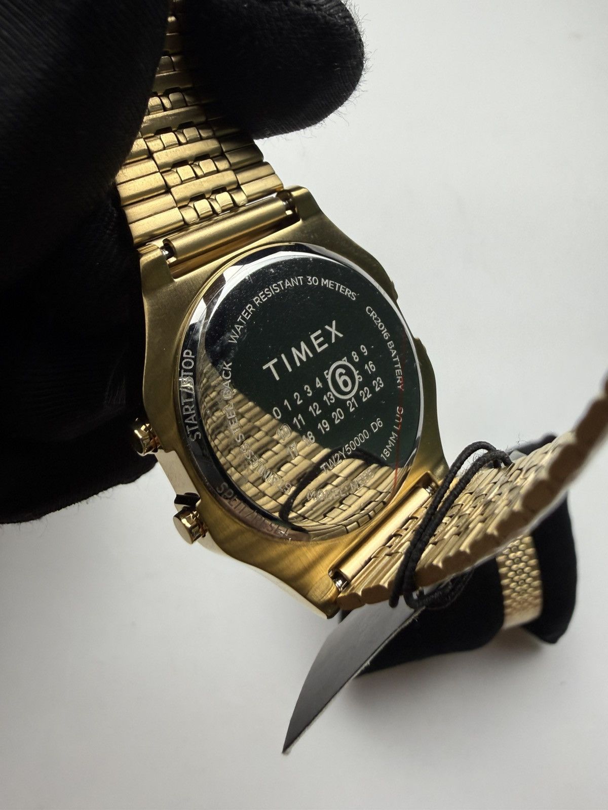 Maison Margiela × Timex Maison Margiela x Timex T80 Gold Watch Size ONE SIZE - 7 Thumbnail