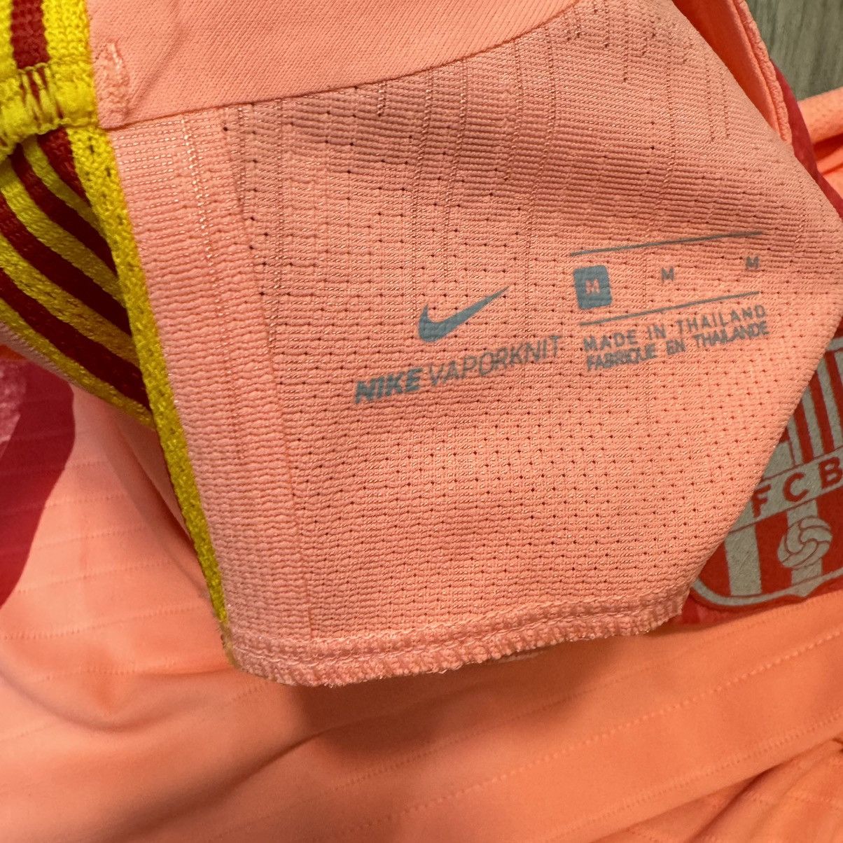 Nike Barcelona 18/19 third away match spare shirt set (Bnwt) Size US M / EU 48-50 / 2 - 7 Thumbnail