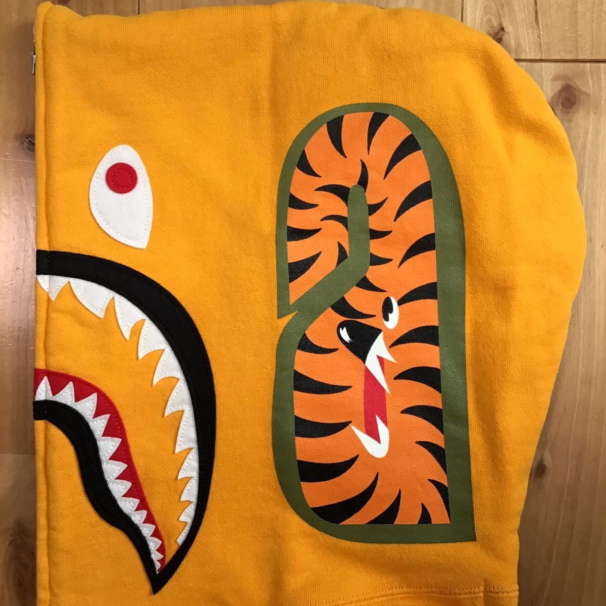 Bape BAPE Shark full zip hoodie 1st camo green x orange APE Size US M / EU 48-50 / 2 - 5 Thumbnail