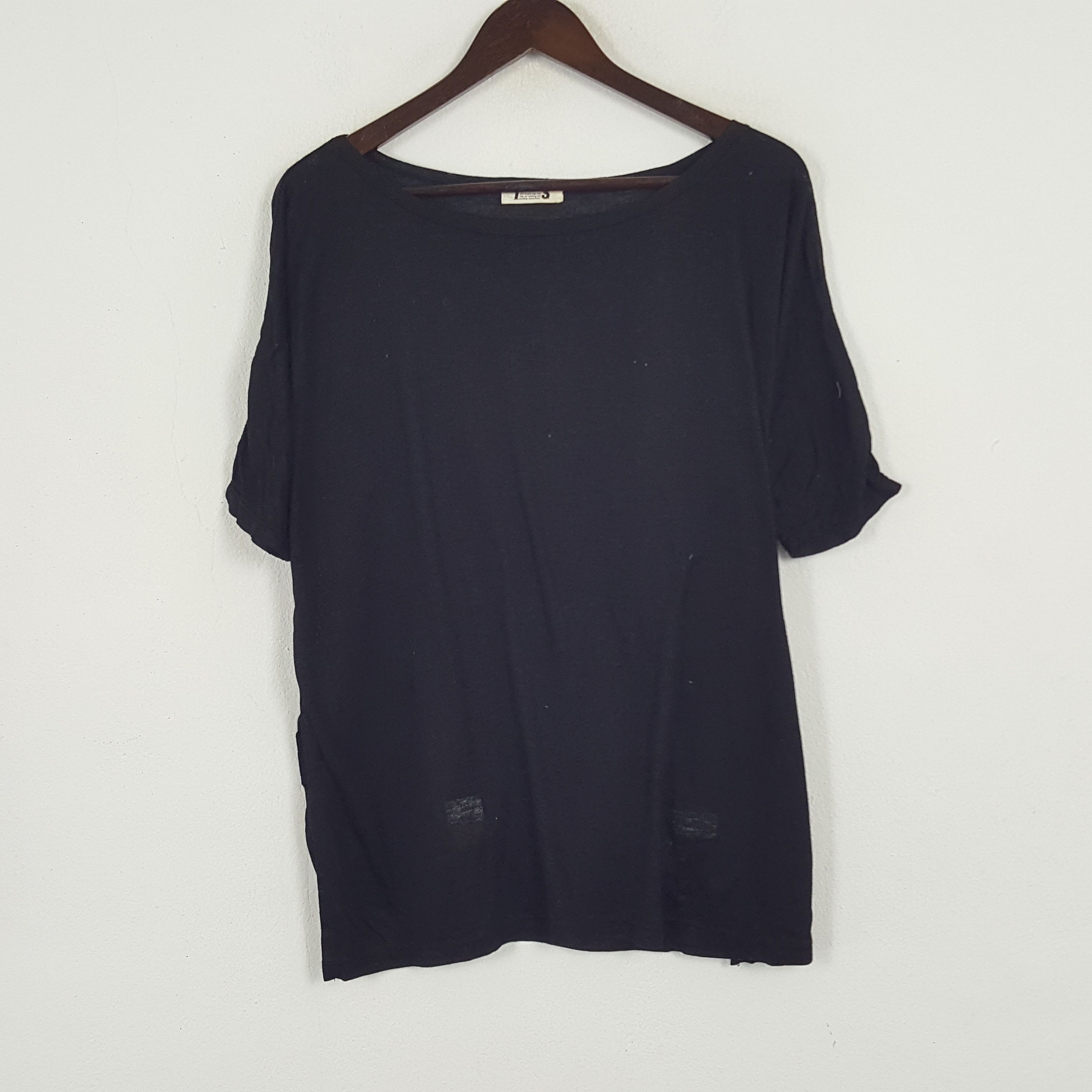 Issey Miyake × Japanese Brand × Vintage Vintage Issey Miyake Japanese Tshirt Size XL / US 12-14 / IT 48-50 - 1 Thumbnail