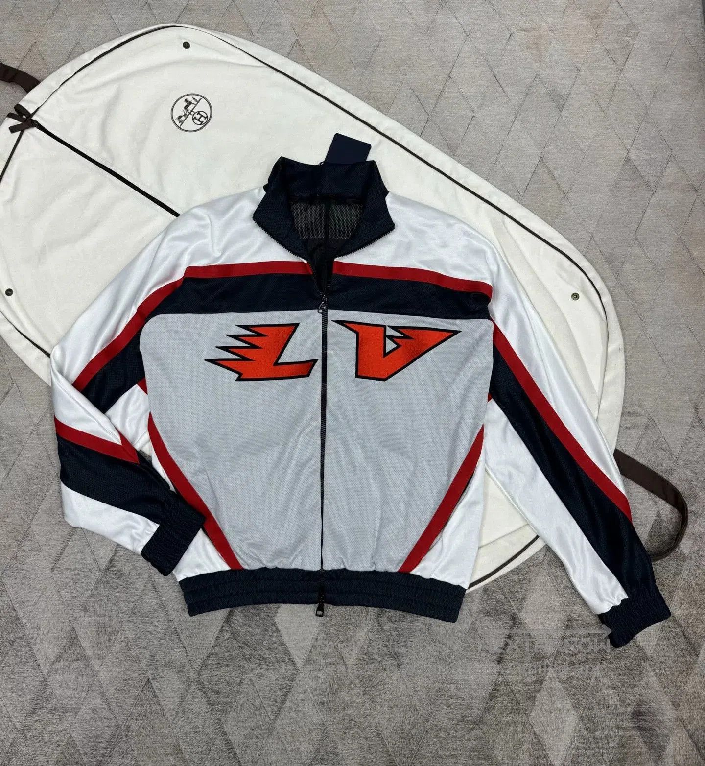 Louis Vuitton LV Classic Logo Jacket. Size US XXL / EU 58 / 5 - 1 Thumbnail