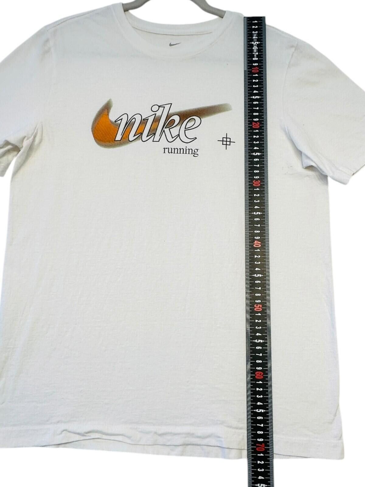 Nike Nike Running T-Shirt Men's UK Size M White Graphic Print Size US M / EU 48-50 / 2 - 10 Thumbnail