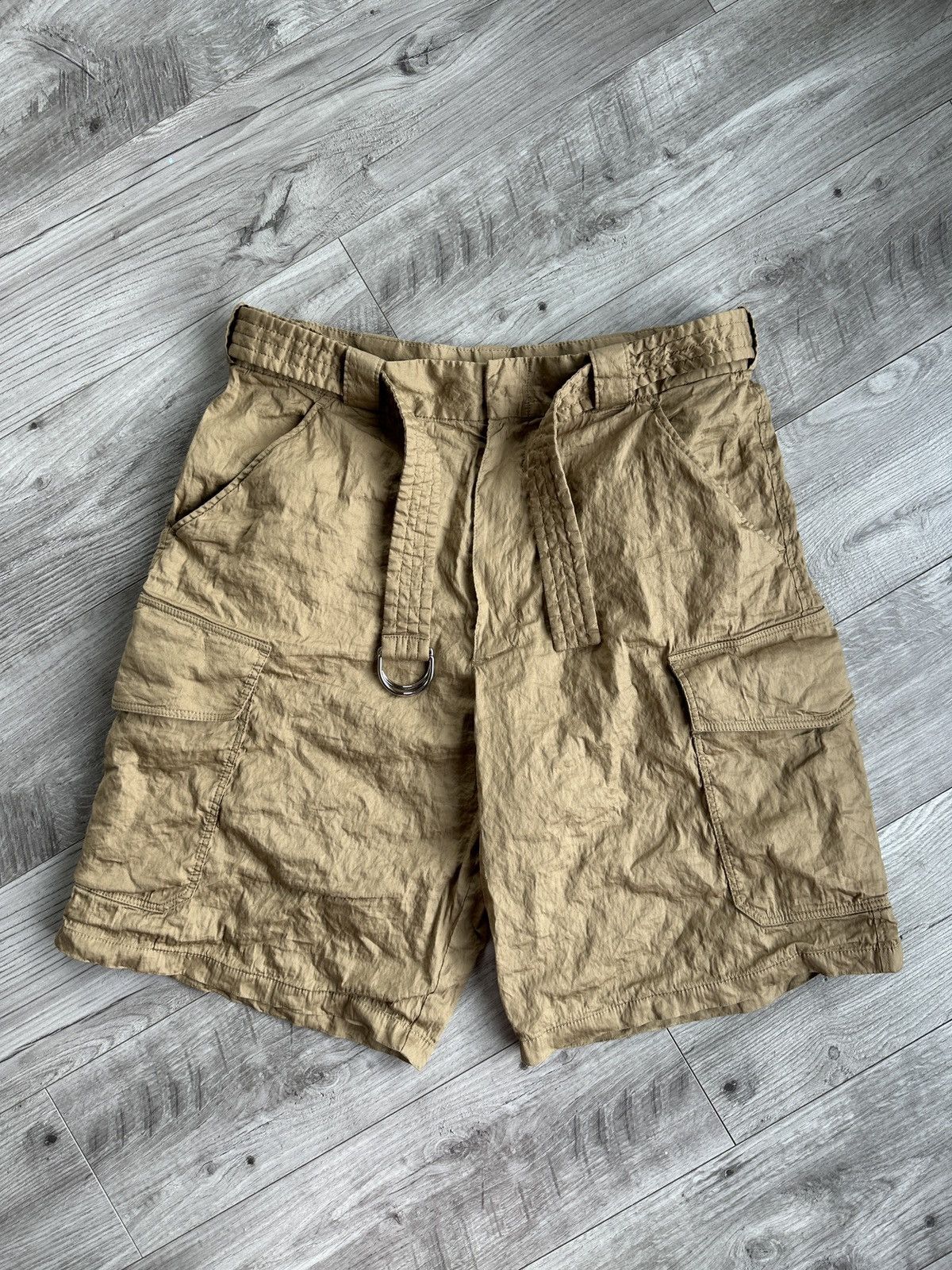 Prada Prada SS24 beige Cargo Men’s belted logo shorts Size US 32 / EU 48 - 2 Thumbnail