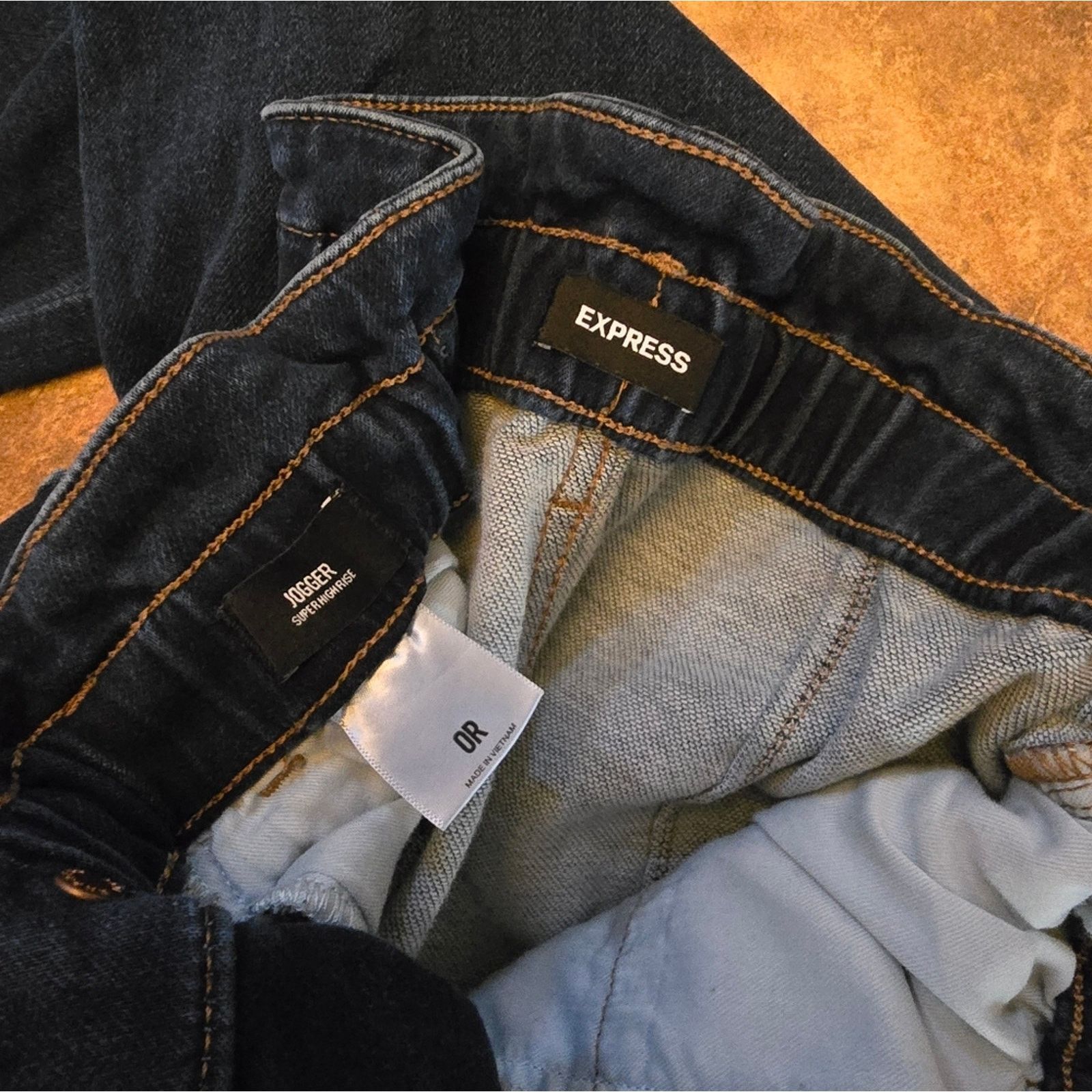 Express Dark Denim EXPRESS High Jogger Jean Size 25" / US 0 / IT 36 - 3 Thumbnail