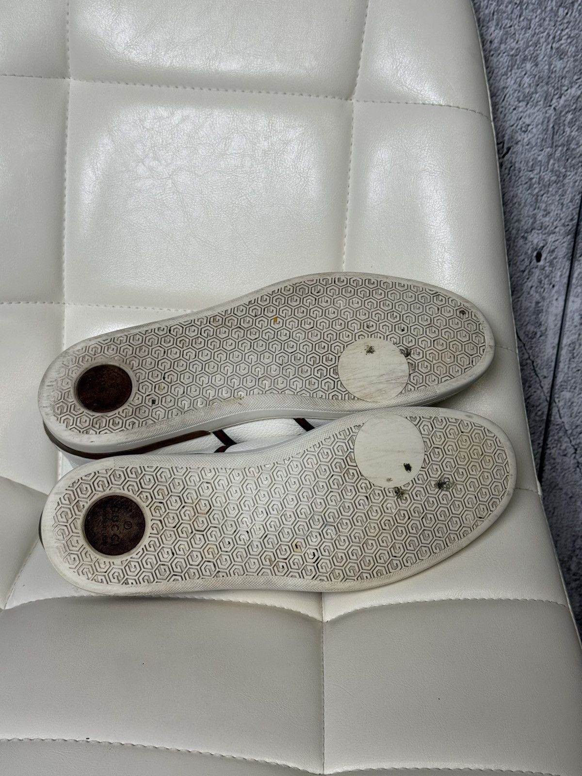 Gucci Gucci White Leather Low Top Sneakers Web Stripe & GG Logo Size US 9 / EU 42 - 21 Thumbnail