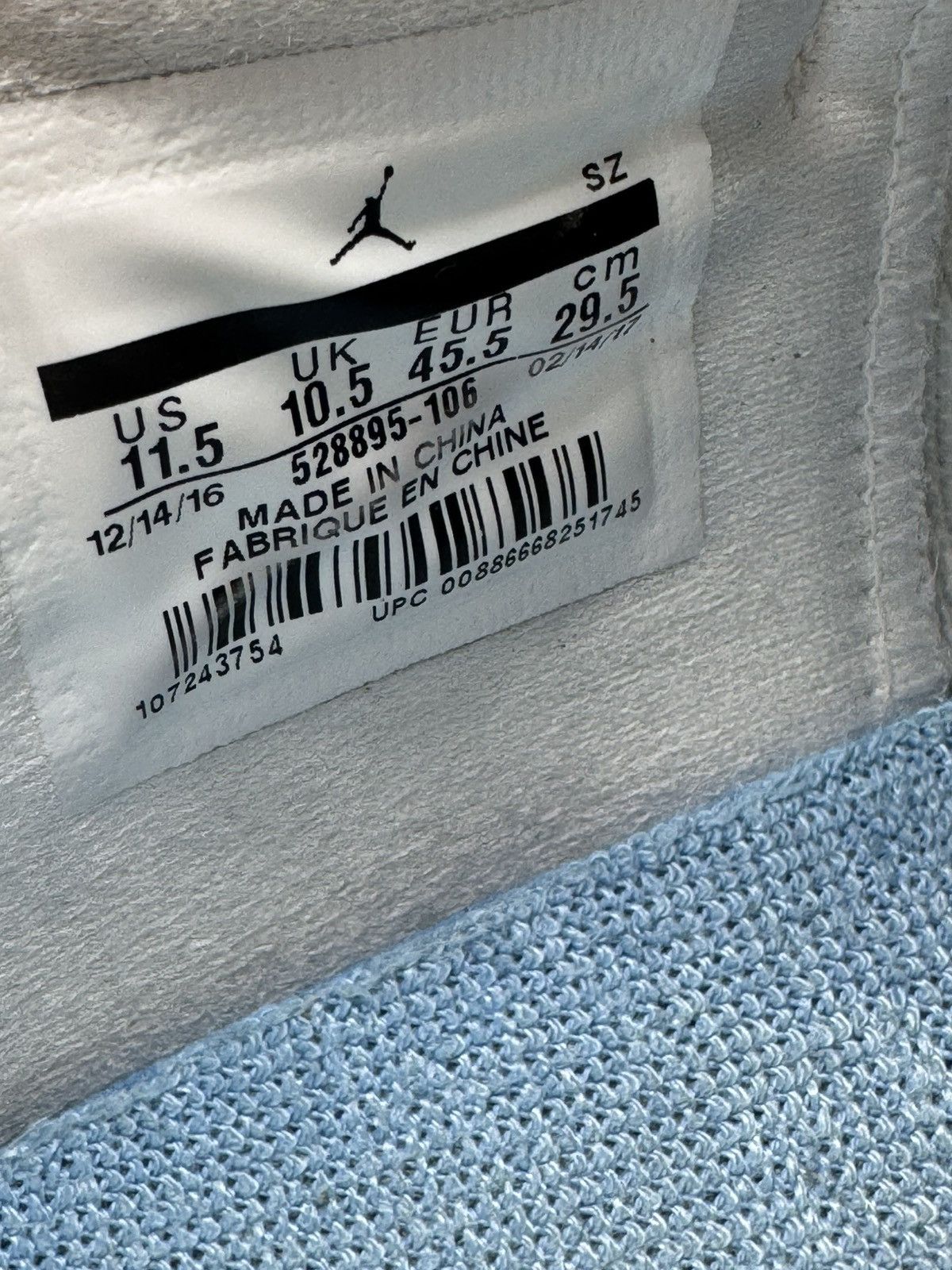Jordan Brand × Nike Nike Air Jordan 11 Retro Low UNC University Blue Size US 11.5 / EU 44-45 - 8 Thumbnail