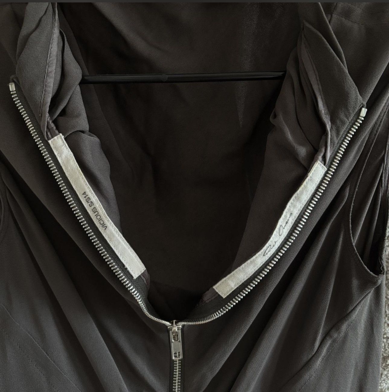 Rick Owens Rick Owens Bonnie High-Neck Dress in Plum Size S / US 4 / IT 40 - 1 Thumbnail