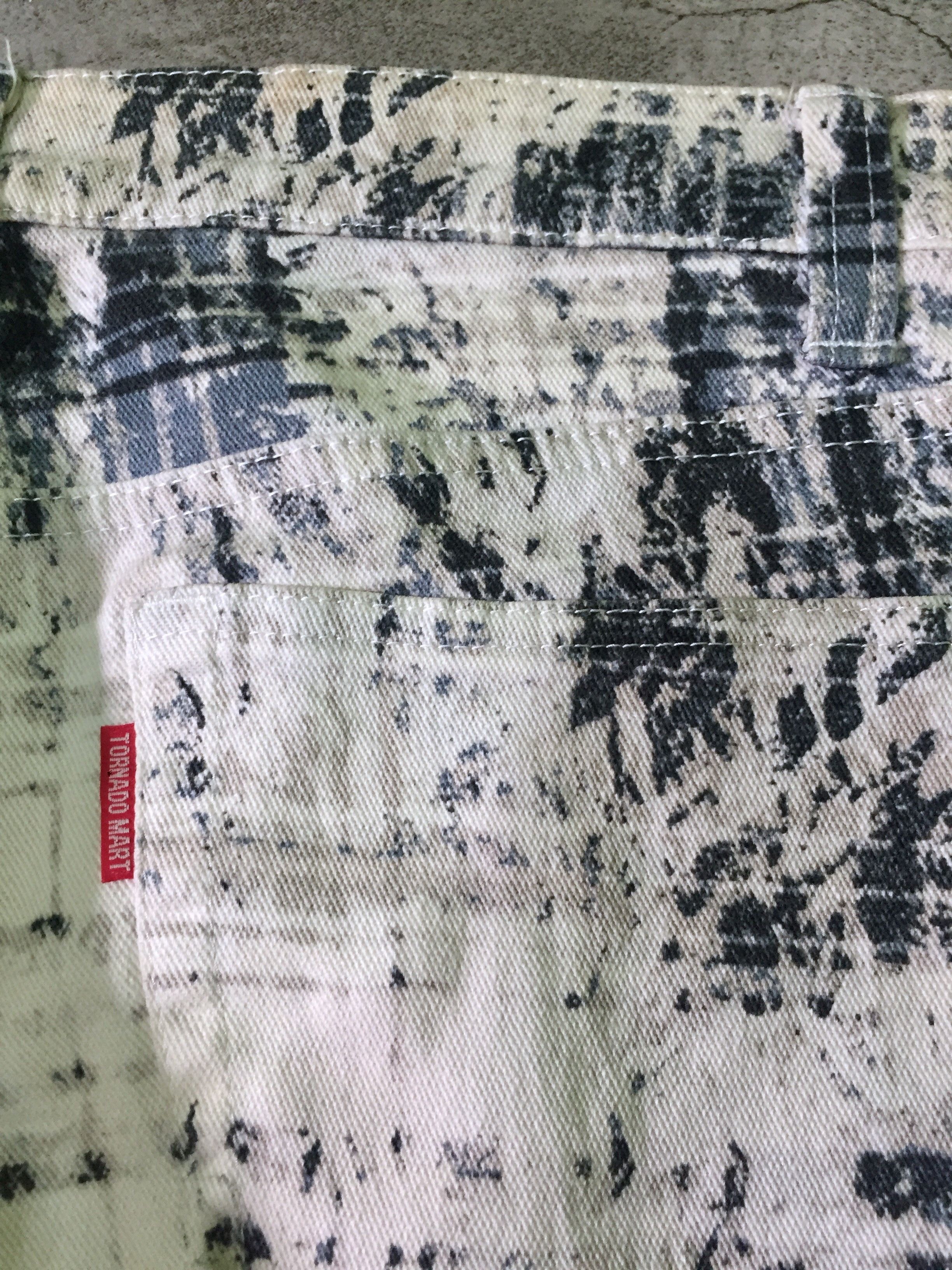 Tornado Mart Tornado Mart Art Printed Fly Button Flare Denim Pants Size US 30 / EU 46 - 4 Thumbnail