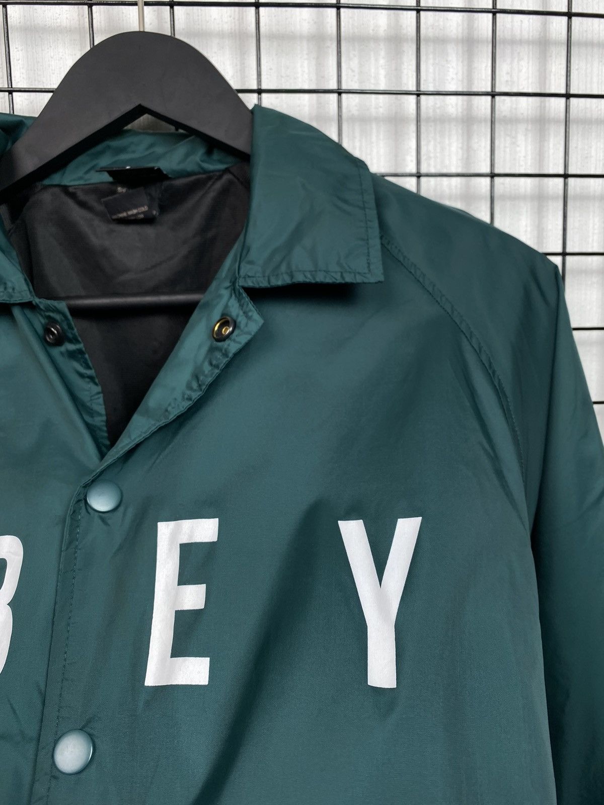 Obey × Vintage Obey Green Vintage Coach Jacket light bomber big Logo Men S Size US S / EU 44-46 / 1 - 6 Thumbnail