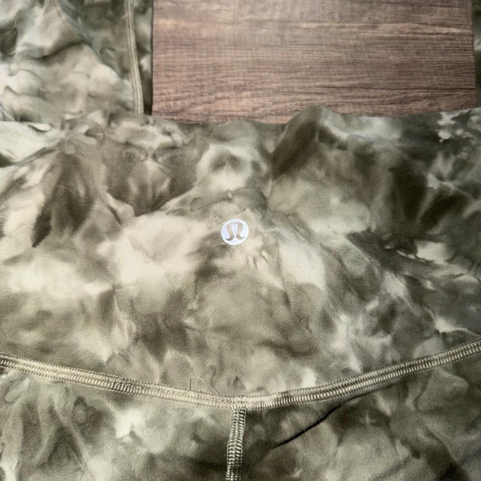 Lululemon Lululemon Align High-Rise Crop 21 Diamond Dye Light Sage Size 32" / US 10 / IT 46 - 4 Thumbnail