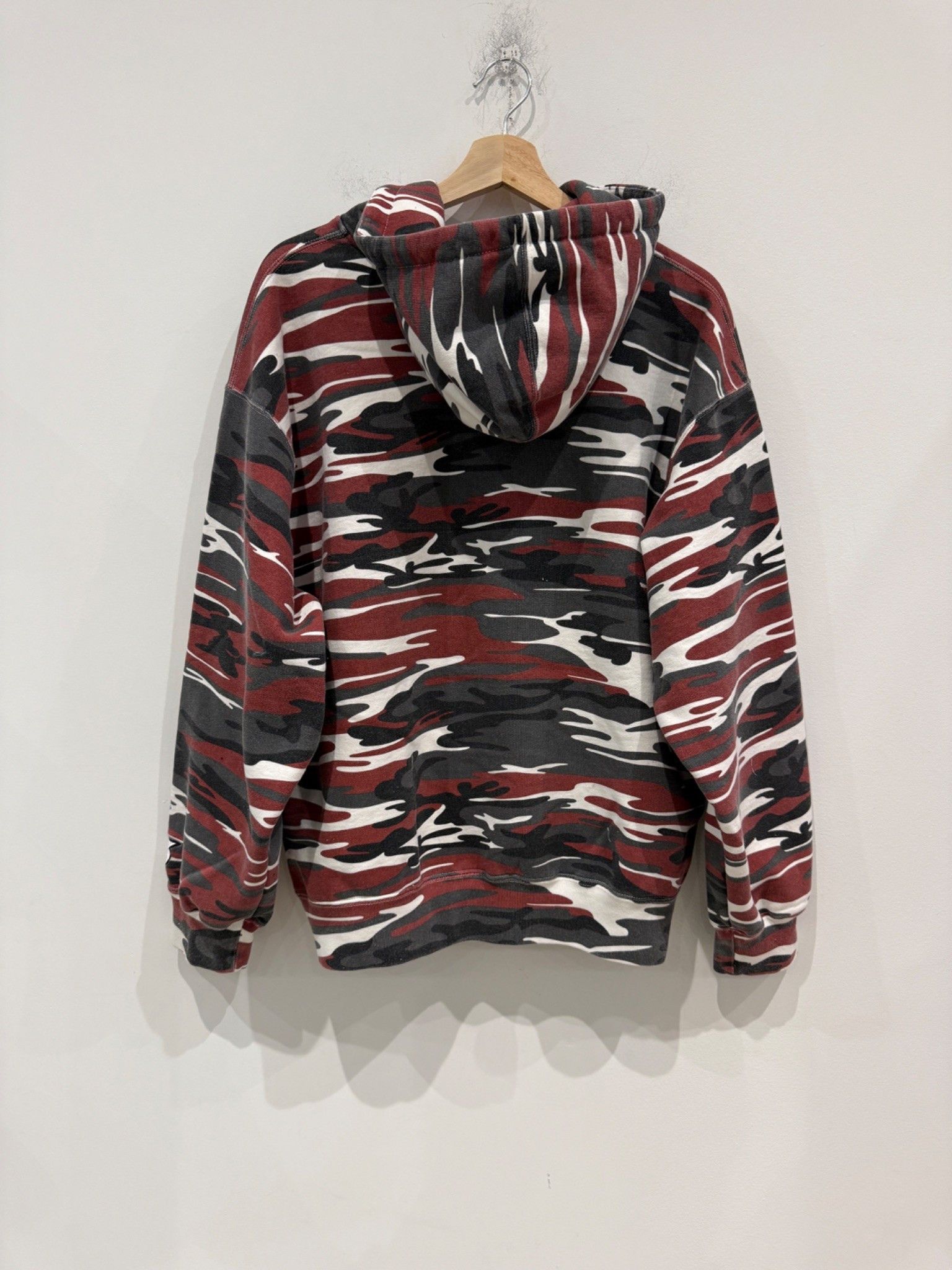 Supreme Supreme Performance Zip Up Hooded Sweatshirt Red Camo Size US L / EU 52-54 / 3 - 5 Thumbnail