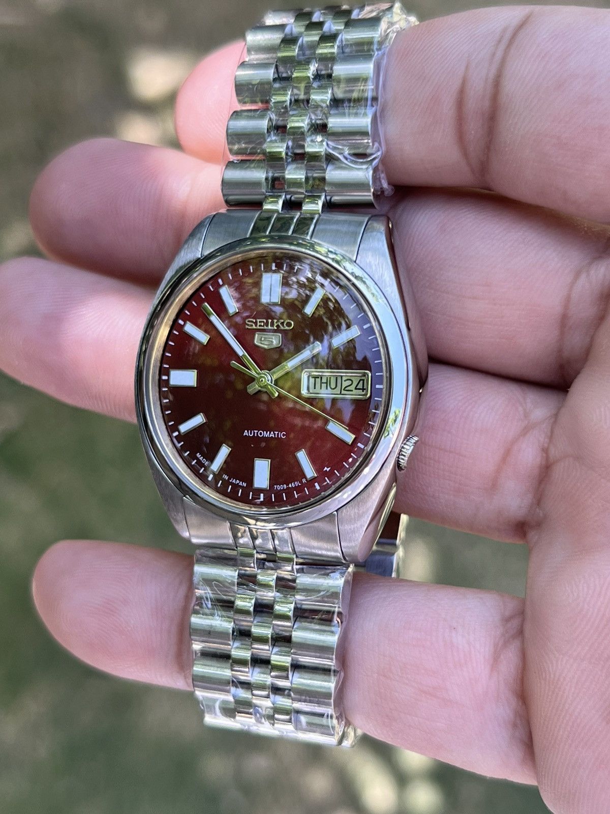 Seiko Seiko 5 Automatic Baton Dial Wrist Watch Day/Date Japan Size 36 - 3 Thumbnail