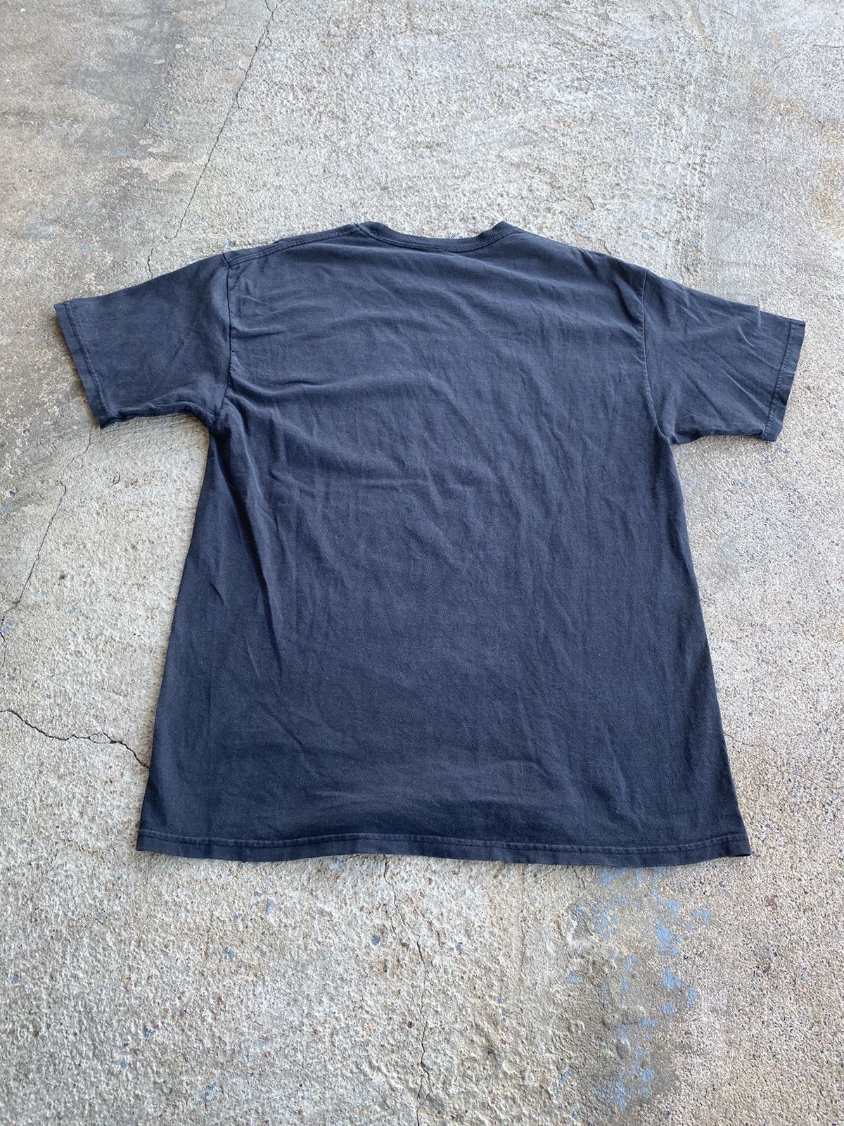 Band Tees × Metallica × Vintage Vintage Y2K Metallica Faded Worn In Band Tee Shirt Size US M / EU 48-50 / 2 - 7 Thumbnail