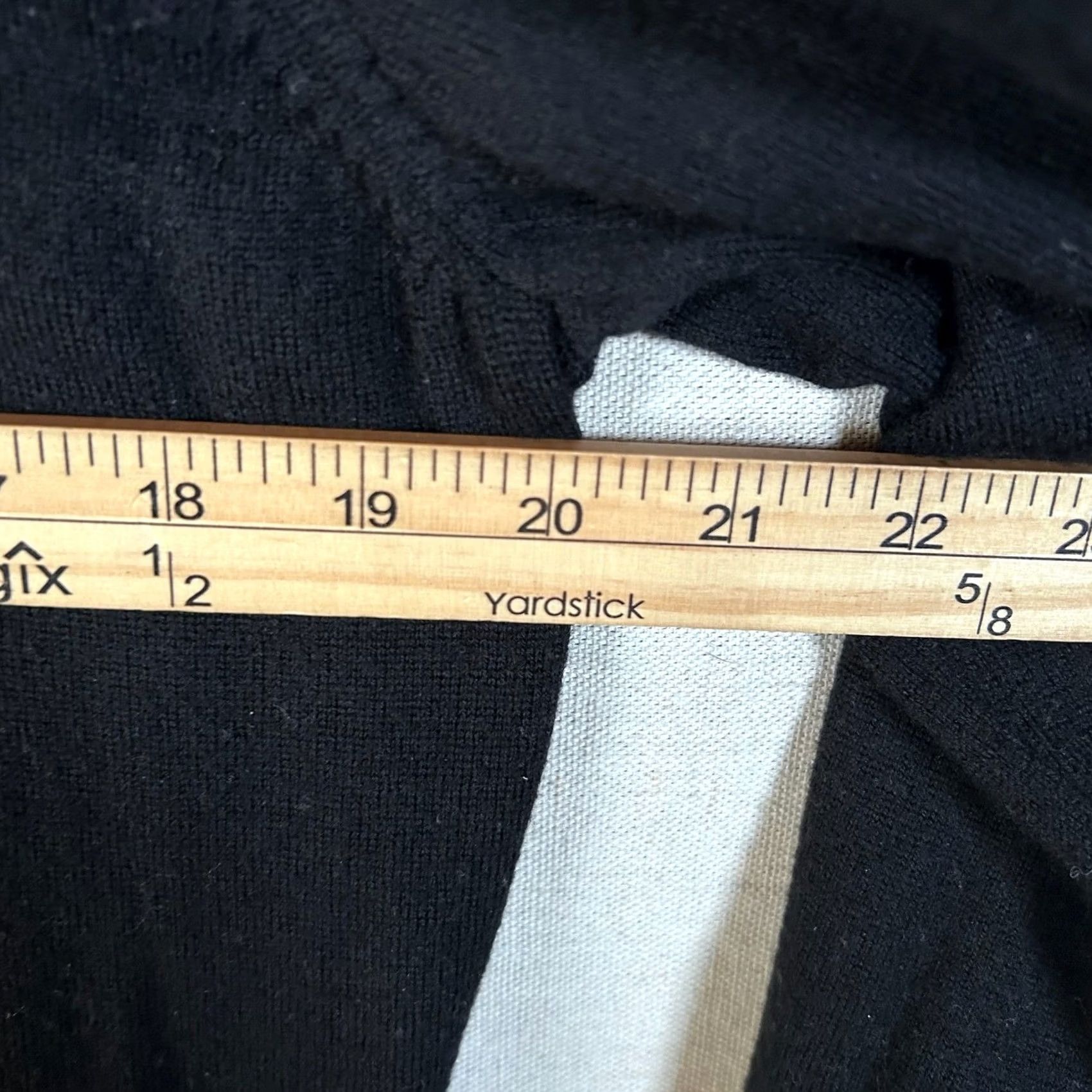 Nordstrom Nordstrom Rack Mens Black 100% Merino Wool Quarter Zip Sweater L Navy? Size US L / EU 52-54 / 3 - 5 Thumbnail