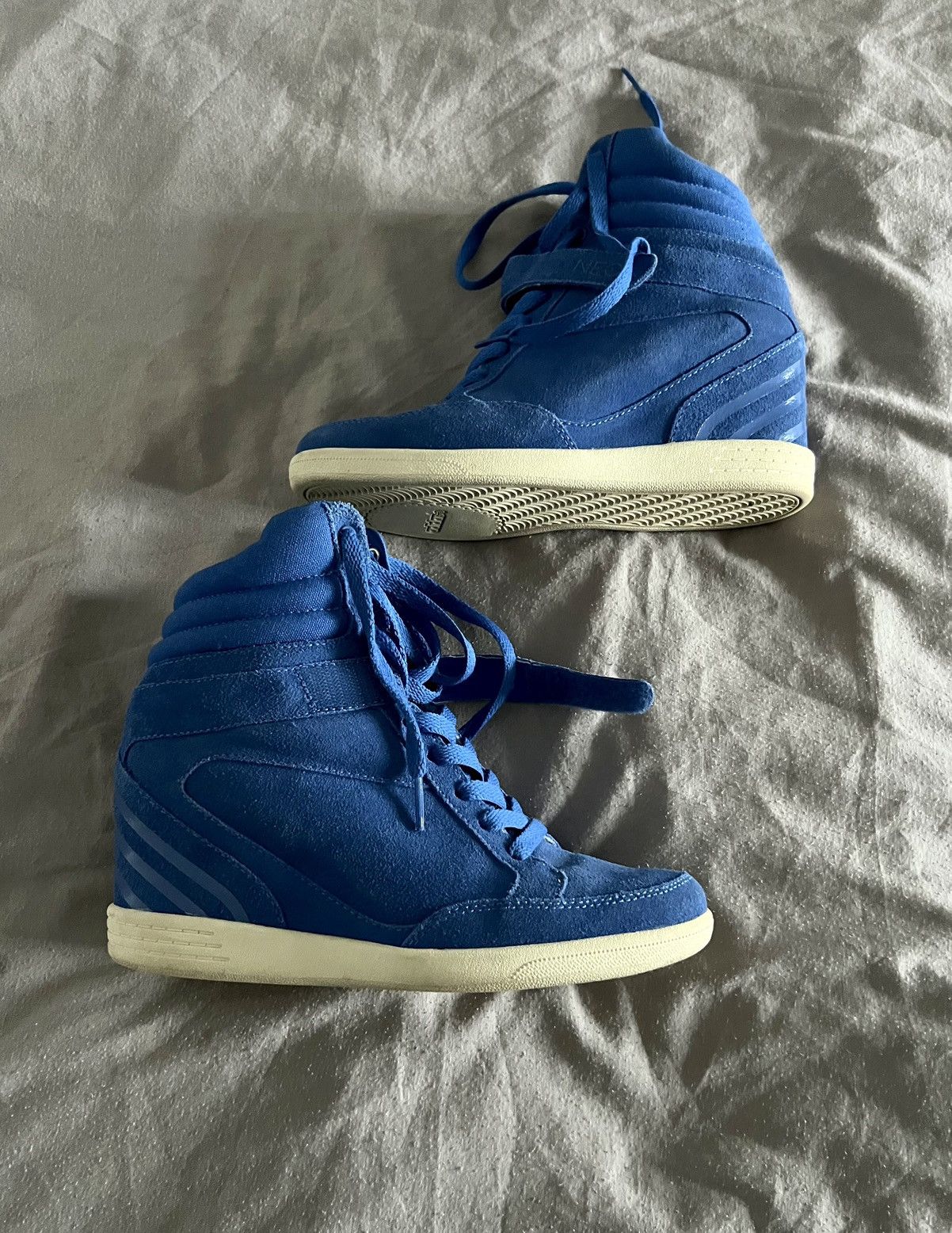Isabel Marant Y2K Isabel Marant Style Sneakers Opium Avant-Garde Size US 9 / IT 39 - 1 Thumbnail