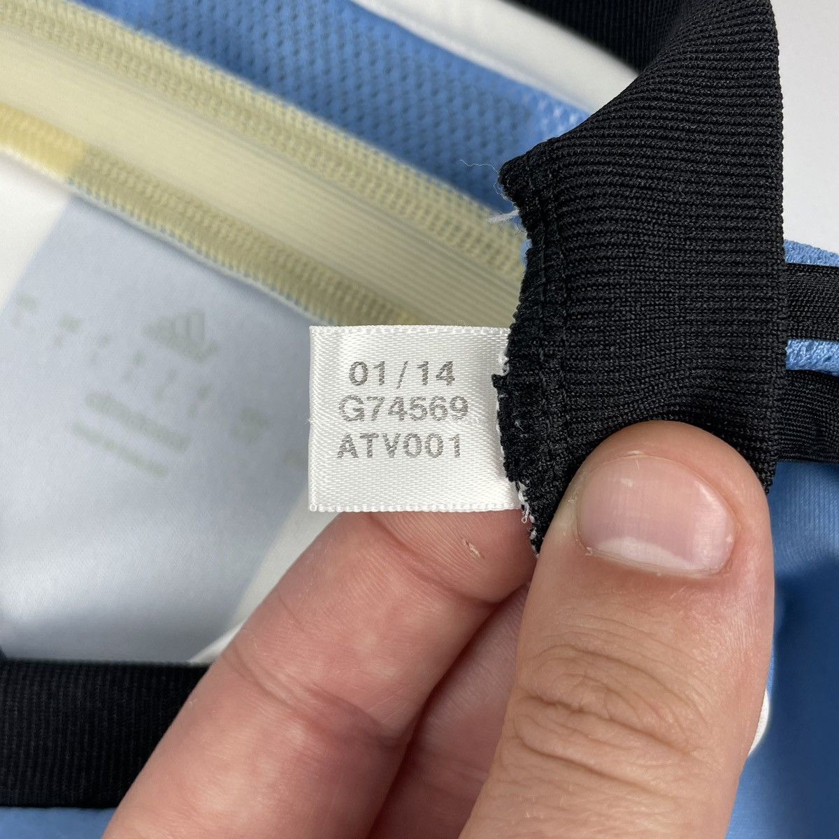 Adidas Vintage Adidas Argentina 2013-14 Home Soccer Jersey Football Size US L / EU 52-54 / 3 - 10 Thumbnail