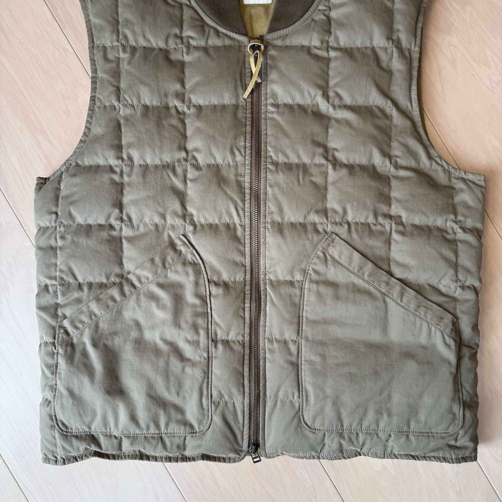 Flint And Tinder Flint and Tinder Caliber Quilted Vest Khaki Military Utility Size US L / EU 52-54 / 3 - 5 Thumbnail