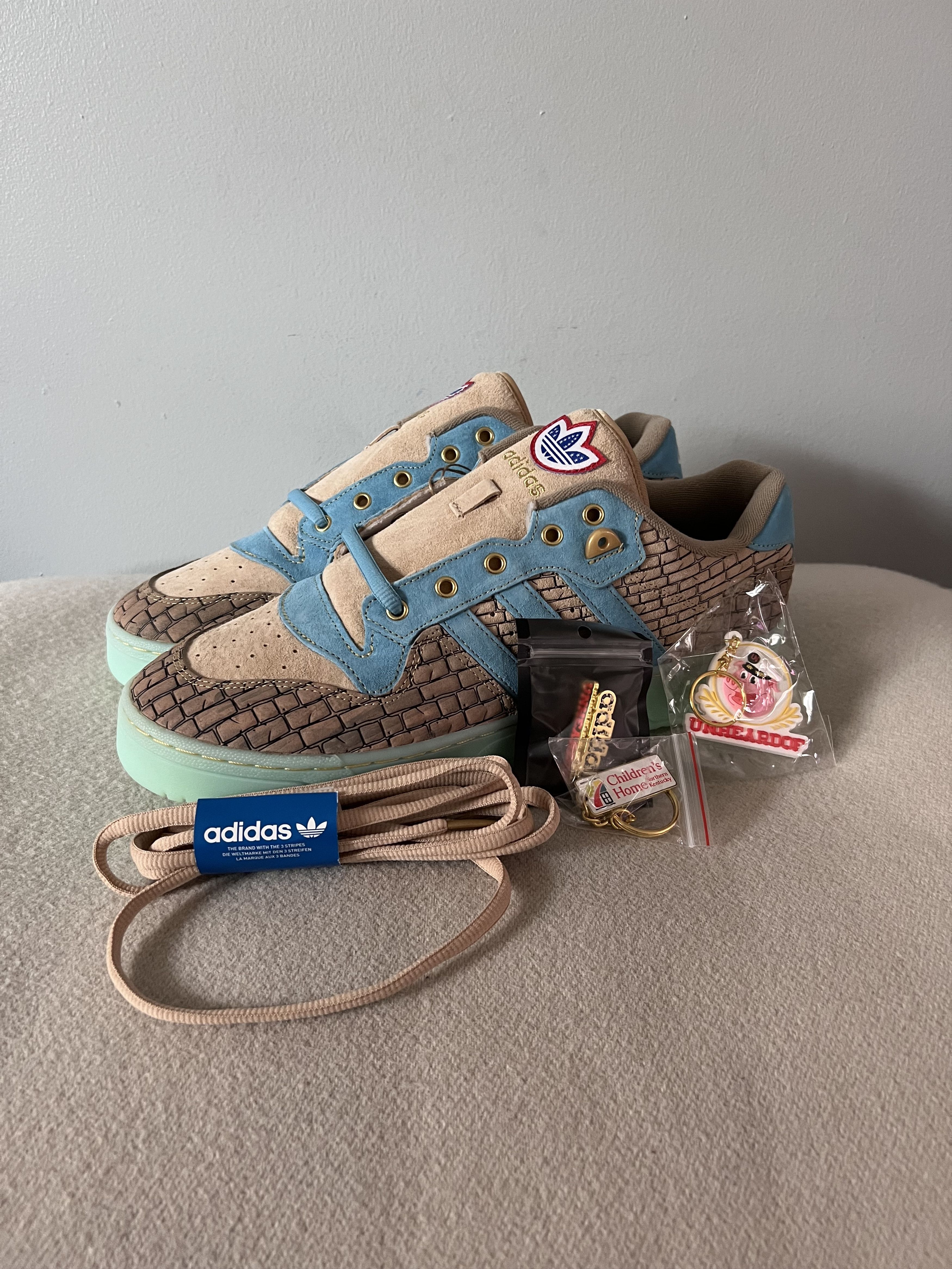 Adidas Unheardof Adidas Rivalry Low Building Bridges Yellow Box Size US 12 / EU 45 - 7 Thumbnail