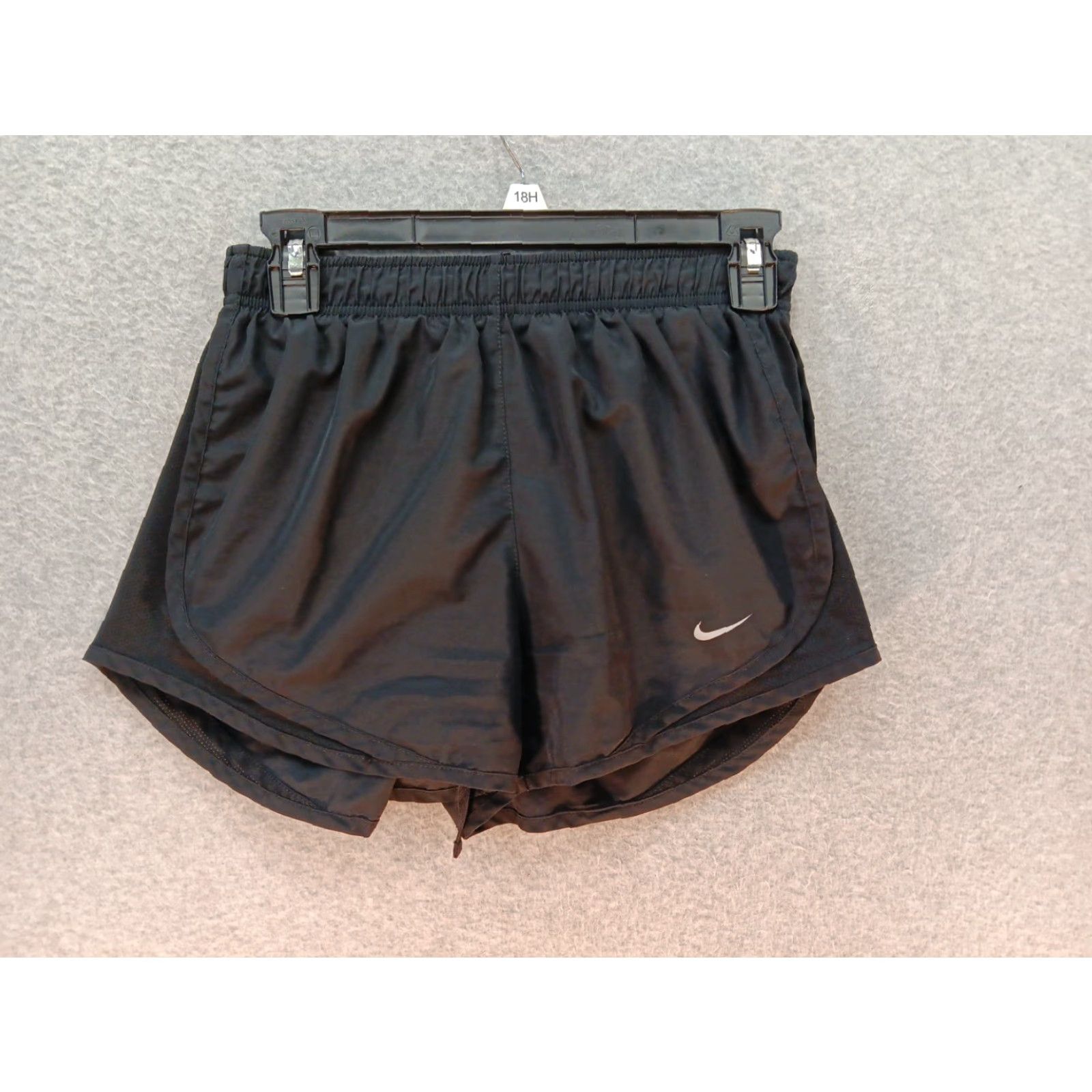 Nike Nike Athletic Dri Fit Tempo Running Shorts Womens S Black Size 28" / US 6 / IT 42 - 7 Thumbnail