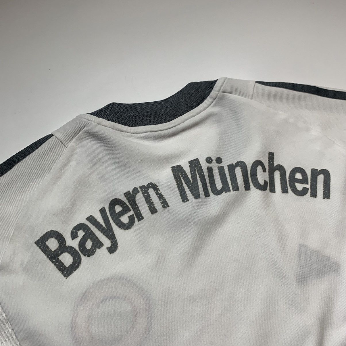 Vintage Adidas Bayern Munich 2002/2003 Away Soccer Football Jersey Size US M / EU 48-50 / 2 - 11 Thumbnail