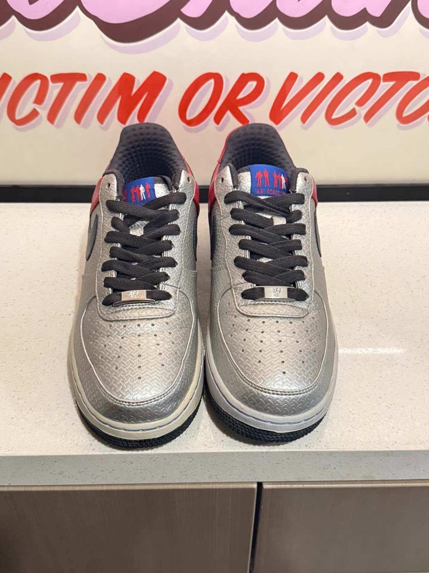 Nike Nike Air Force 1 Premium 07Liquid Silverlow-top sneakers Ｑ20 Size US 8 / EU 41 - 4 Thumbnail