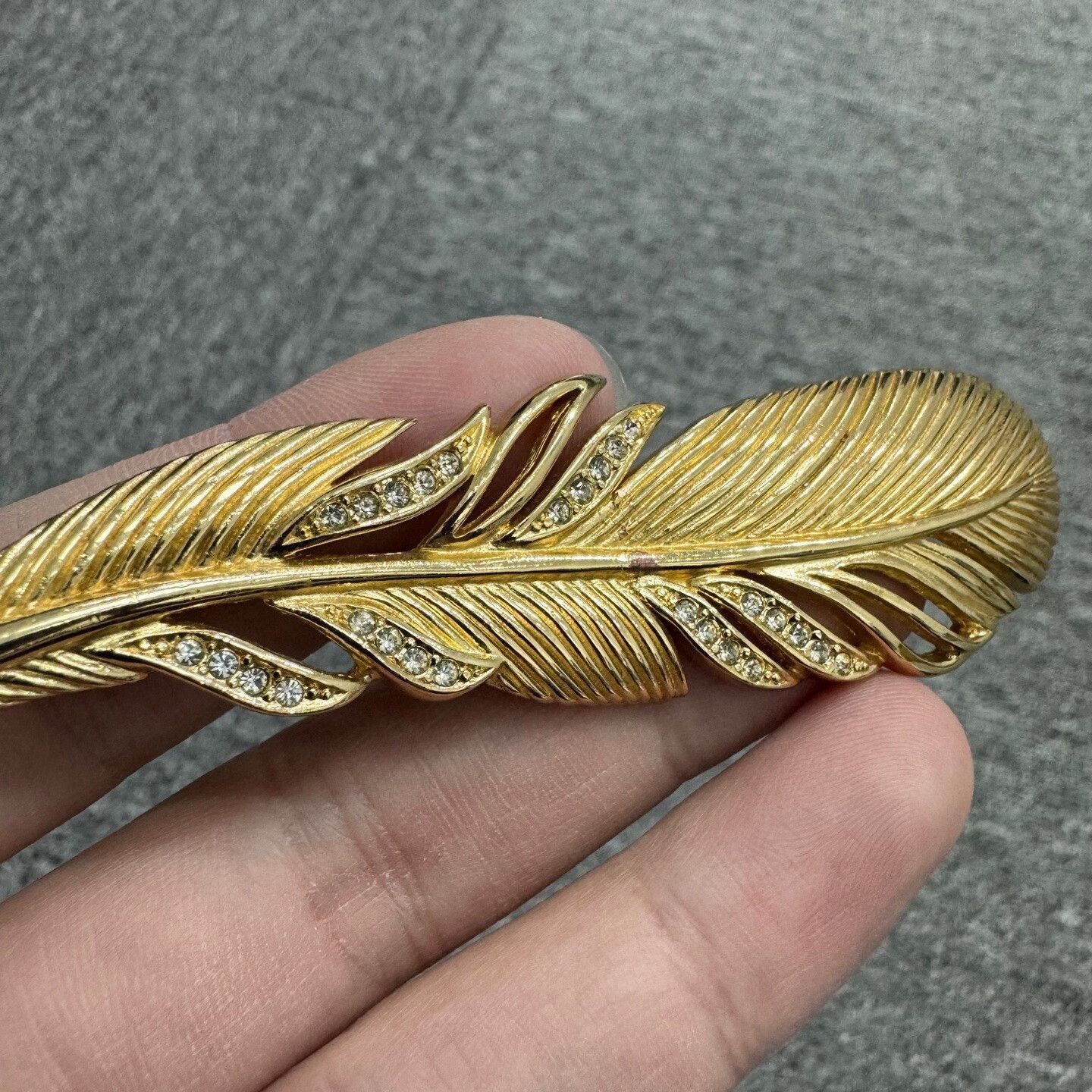 Dior Dior Feather Brooch with Rhinestones. Size ONE SIZE - 4 Thumbnail