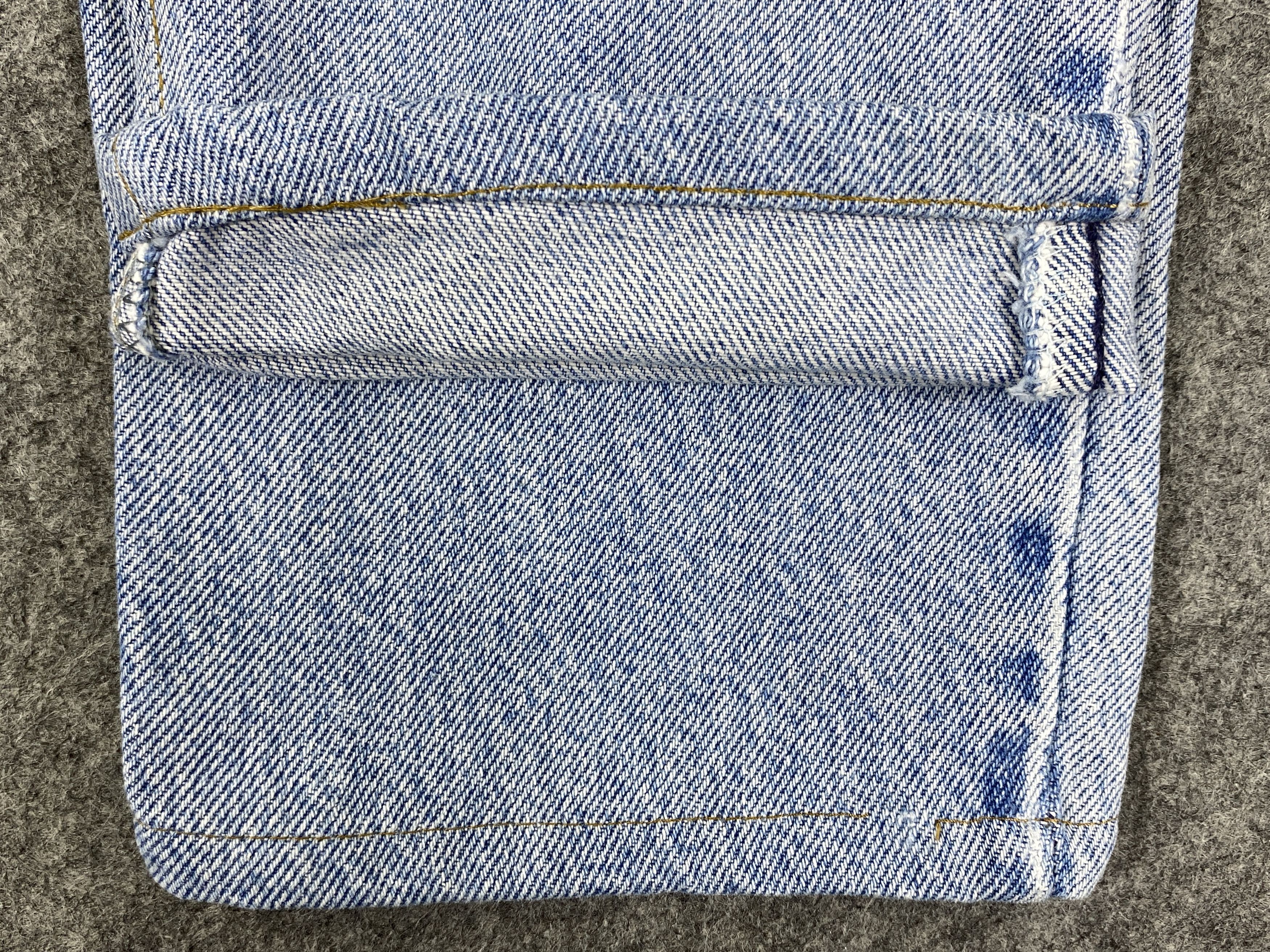 Levi's Light Blue Wash Vintage Levi's 550 USA 29x31 Denim JN1806 Size US 29 - 10 Thumbnail